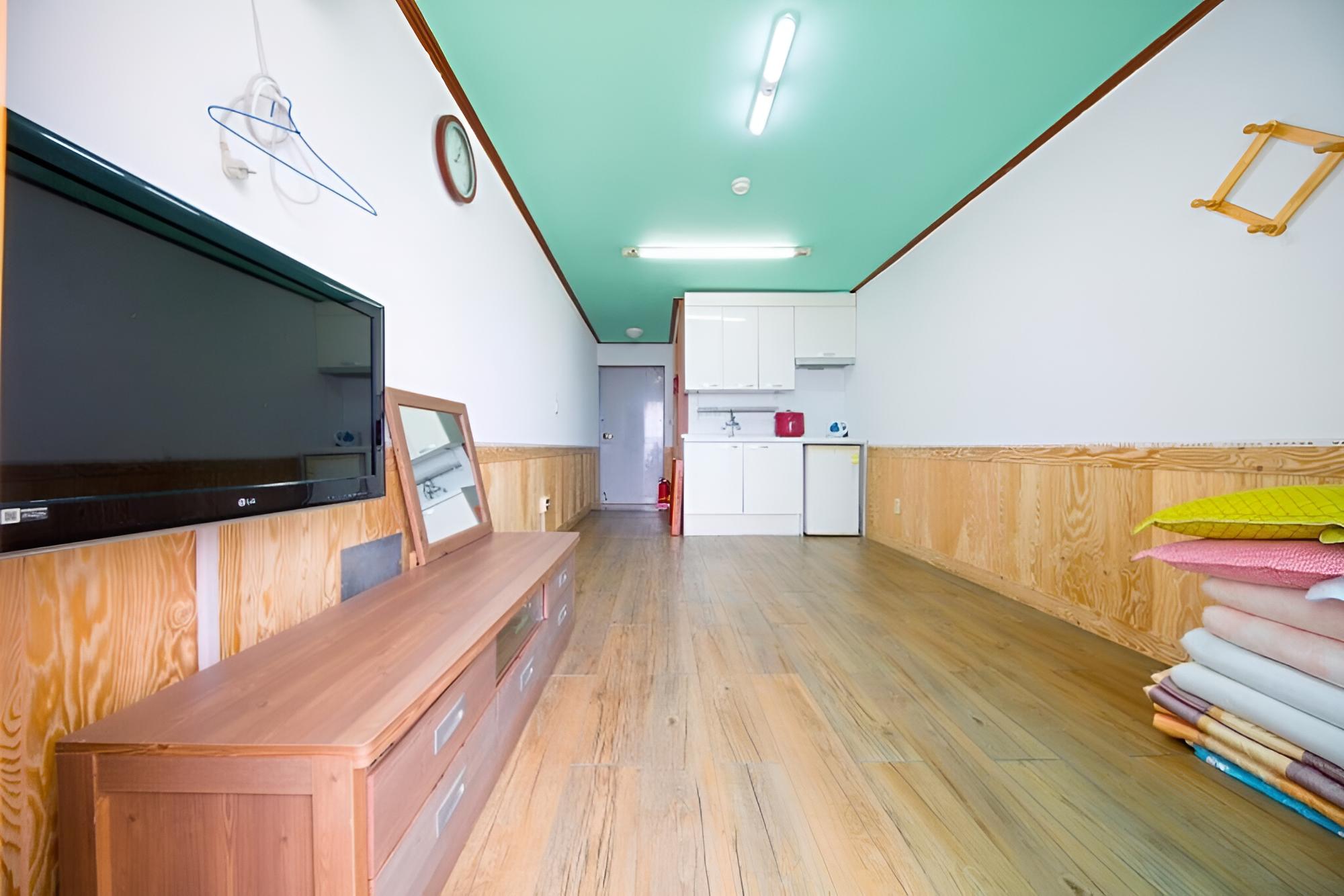 Room (301 (23m ondol)) - Photo 1