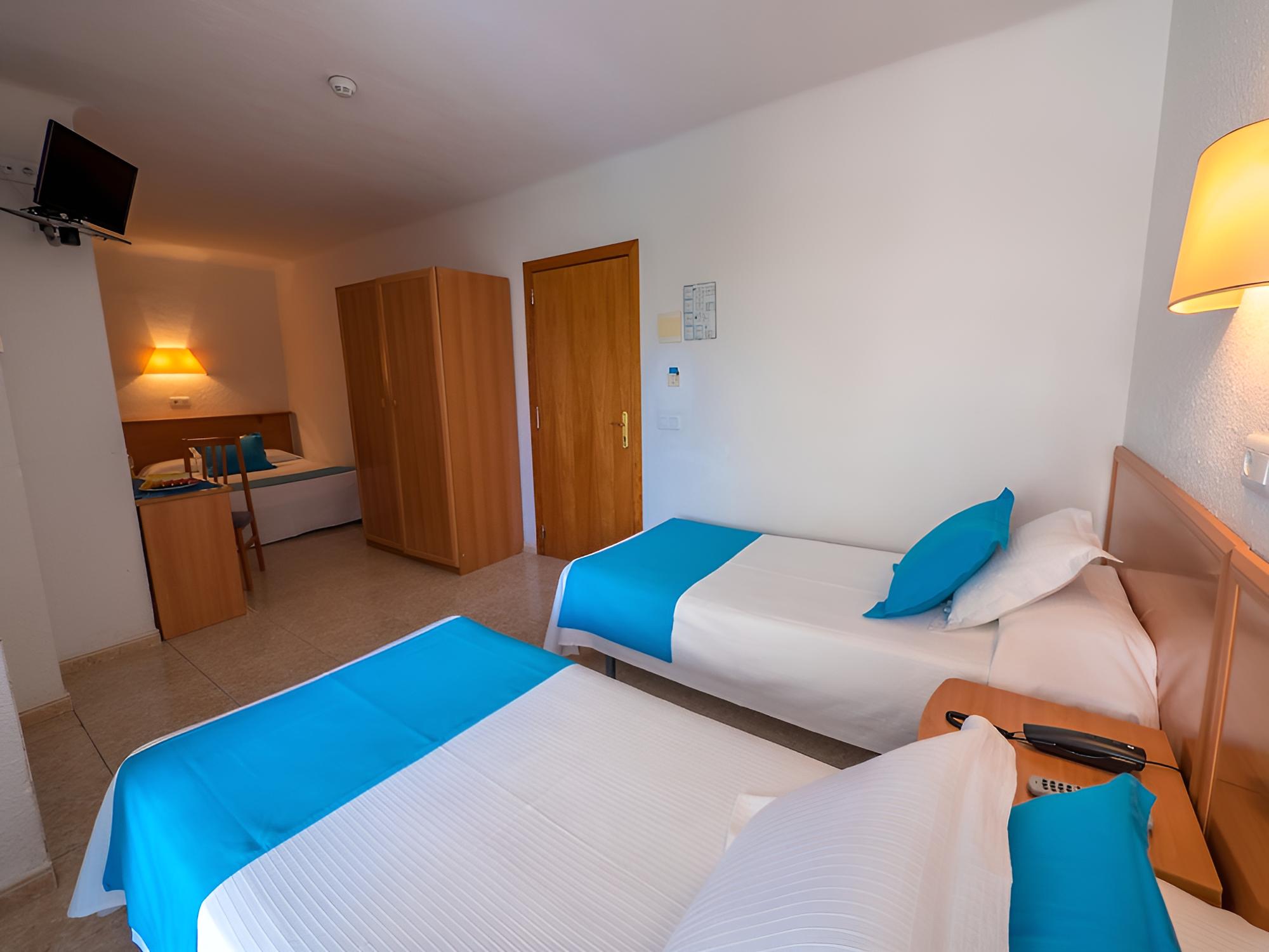 Triple Room photo 2
