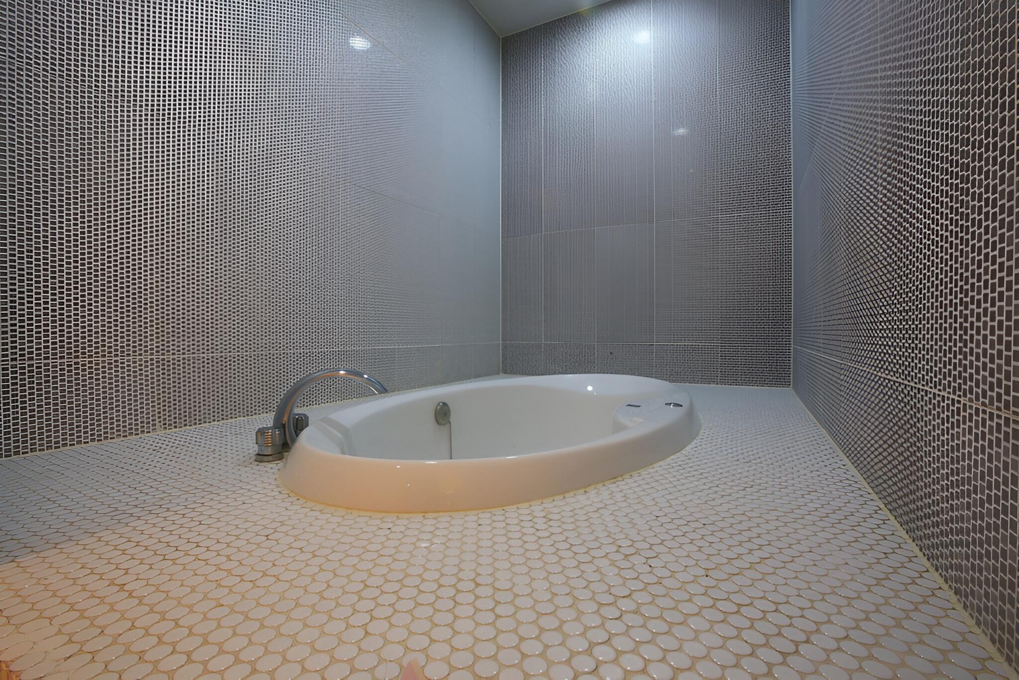 Room (Family room (4 persons)) - Photo 1