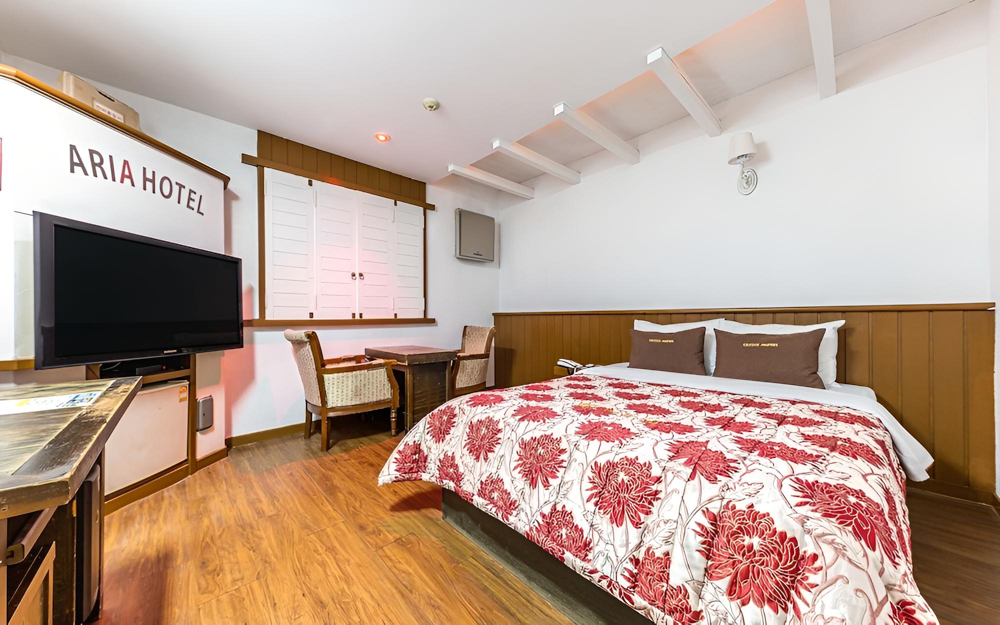 Room (Standard Room) - Photo 1