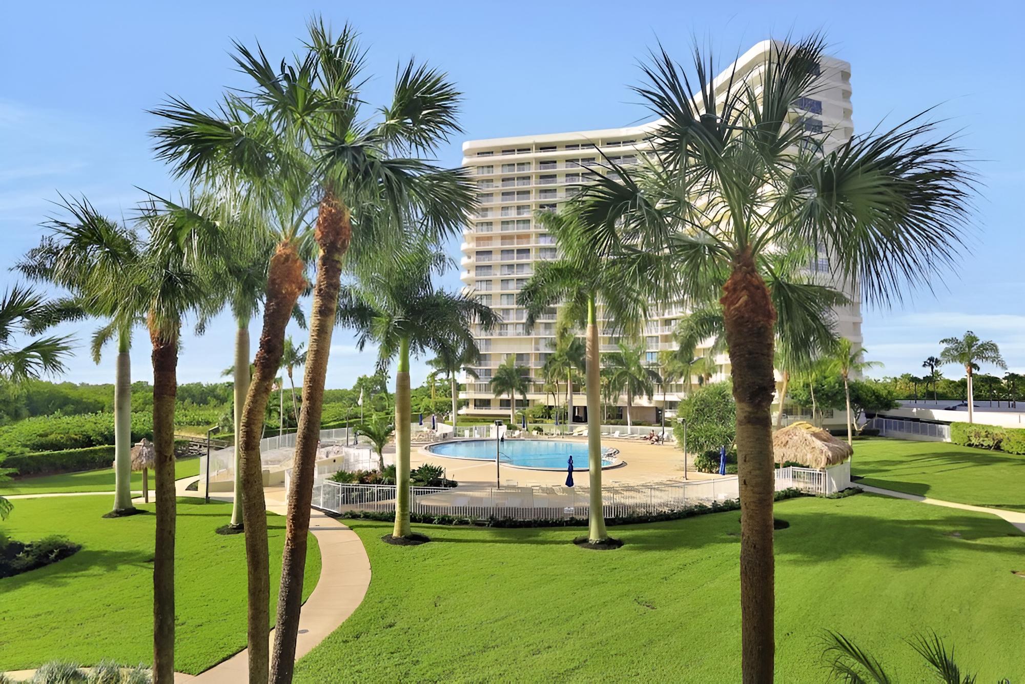 Condo, Multiple Beds (South Seas Tower 3-1512)