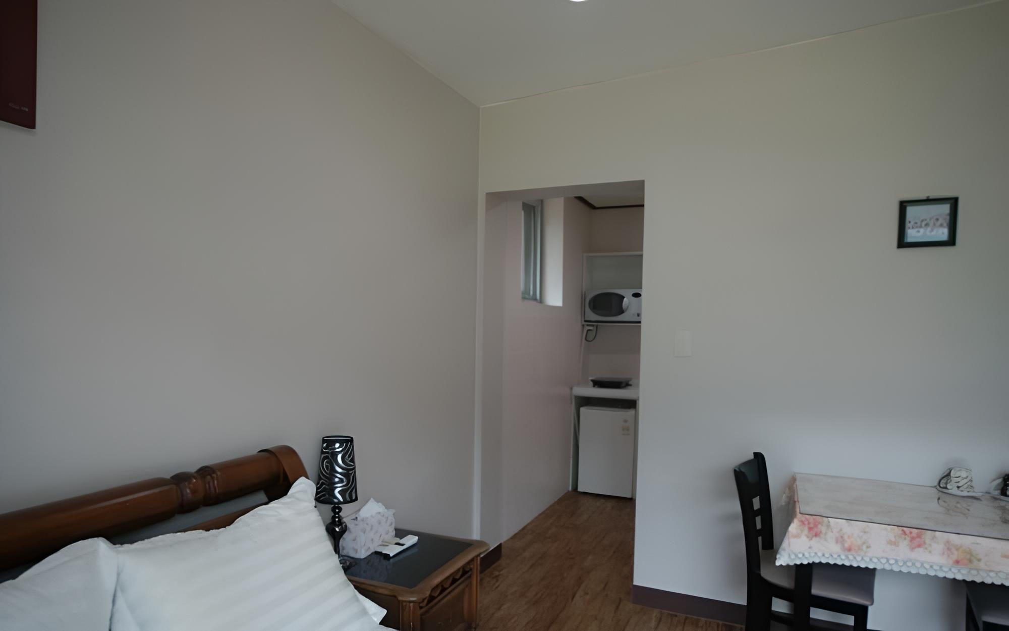 Room (Setus) - Photo 9