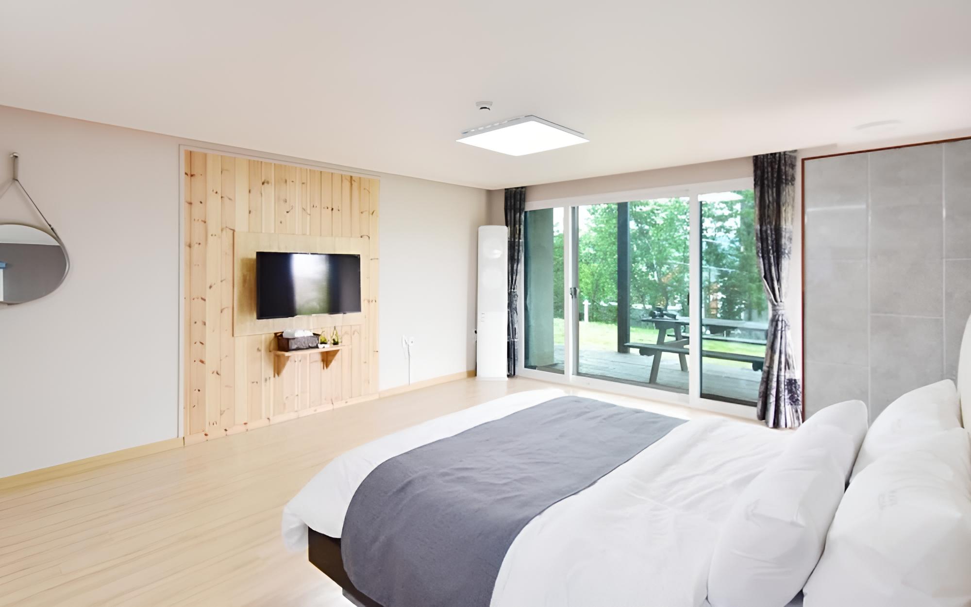 Room (BDong Room103)