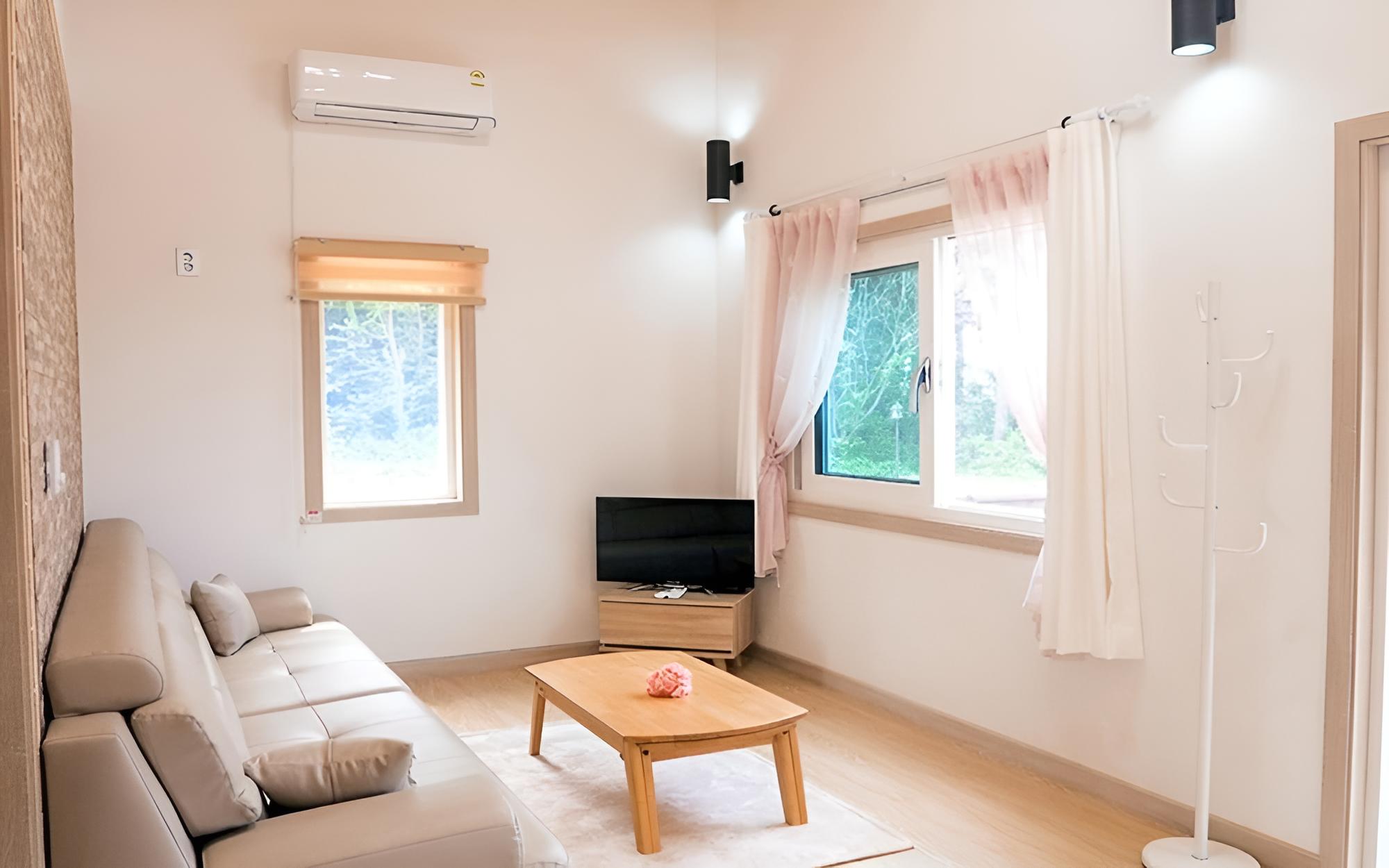 Room (A Class (Unshared House Duplex))