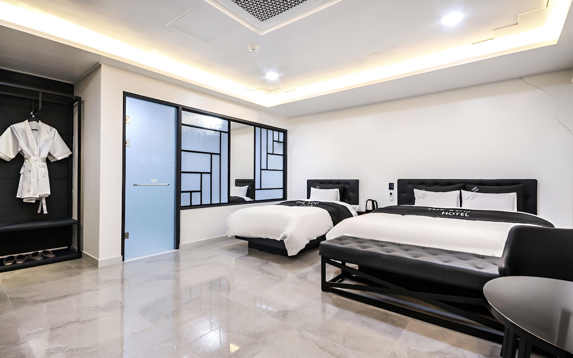 Room (4F VVIP)