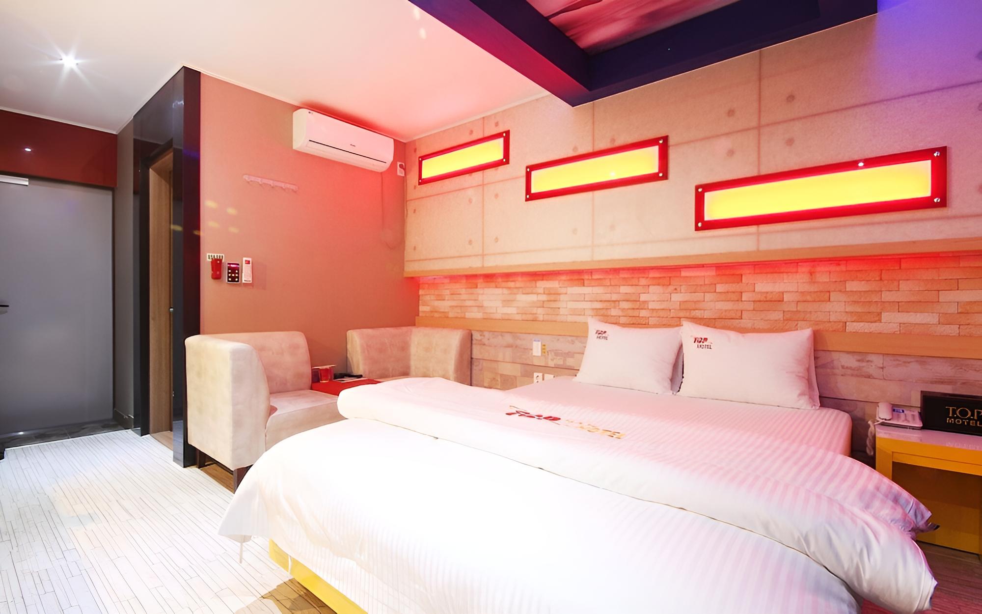 Room (General room)
