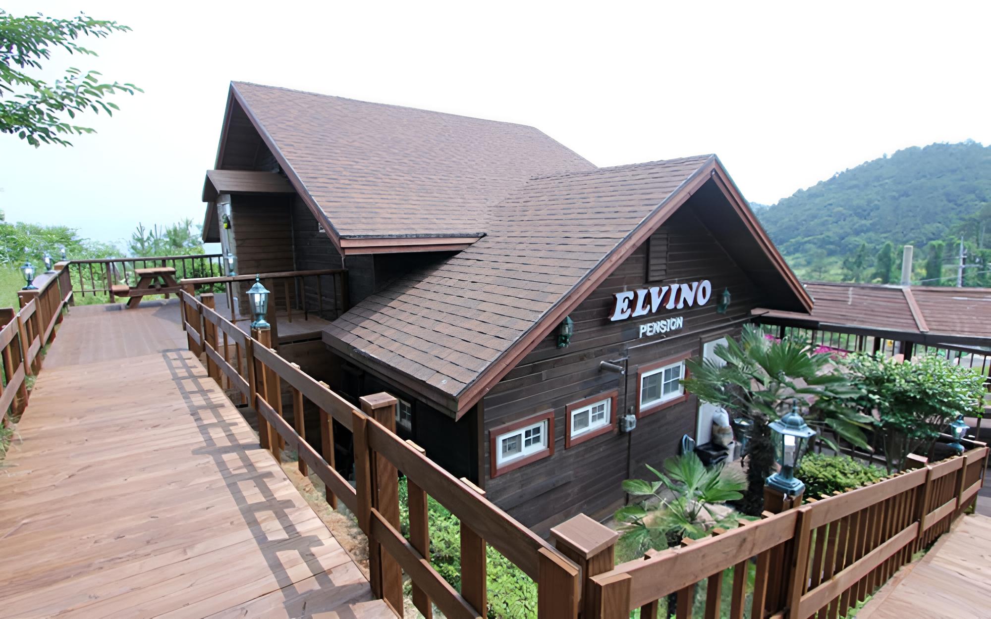 Room (Building A 2F sky (terrace))