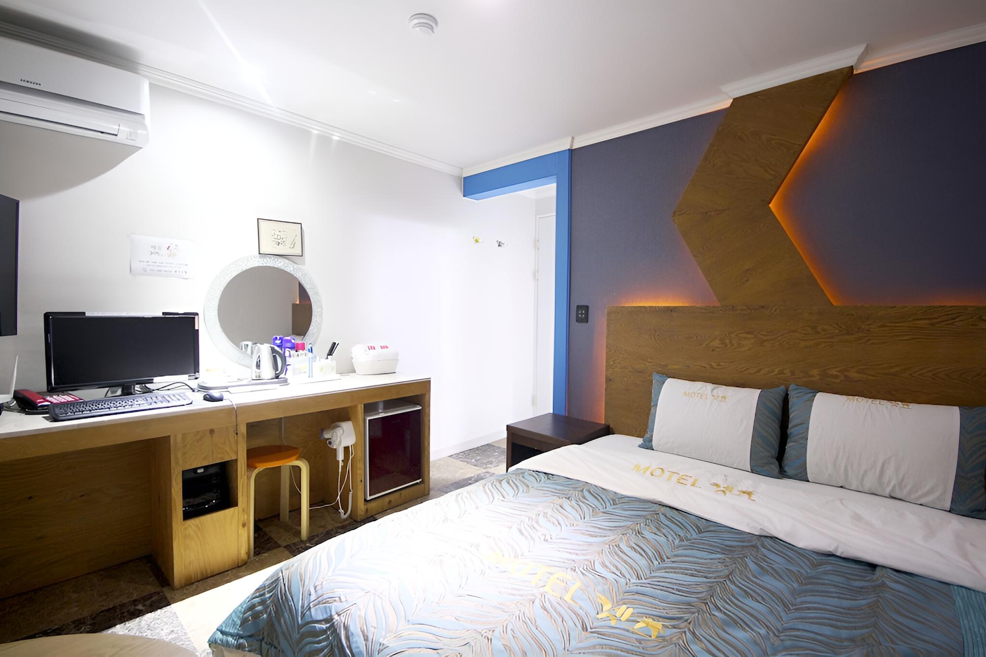 Room (Semi-Special Room) - Photo 1