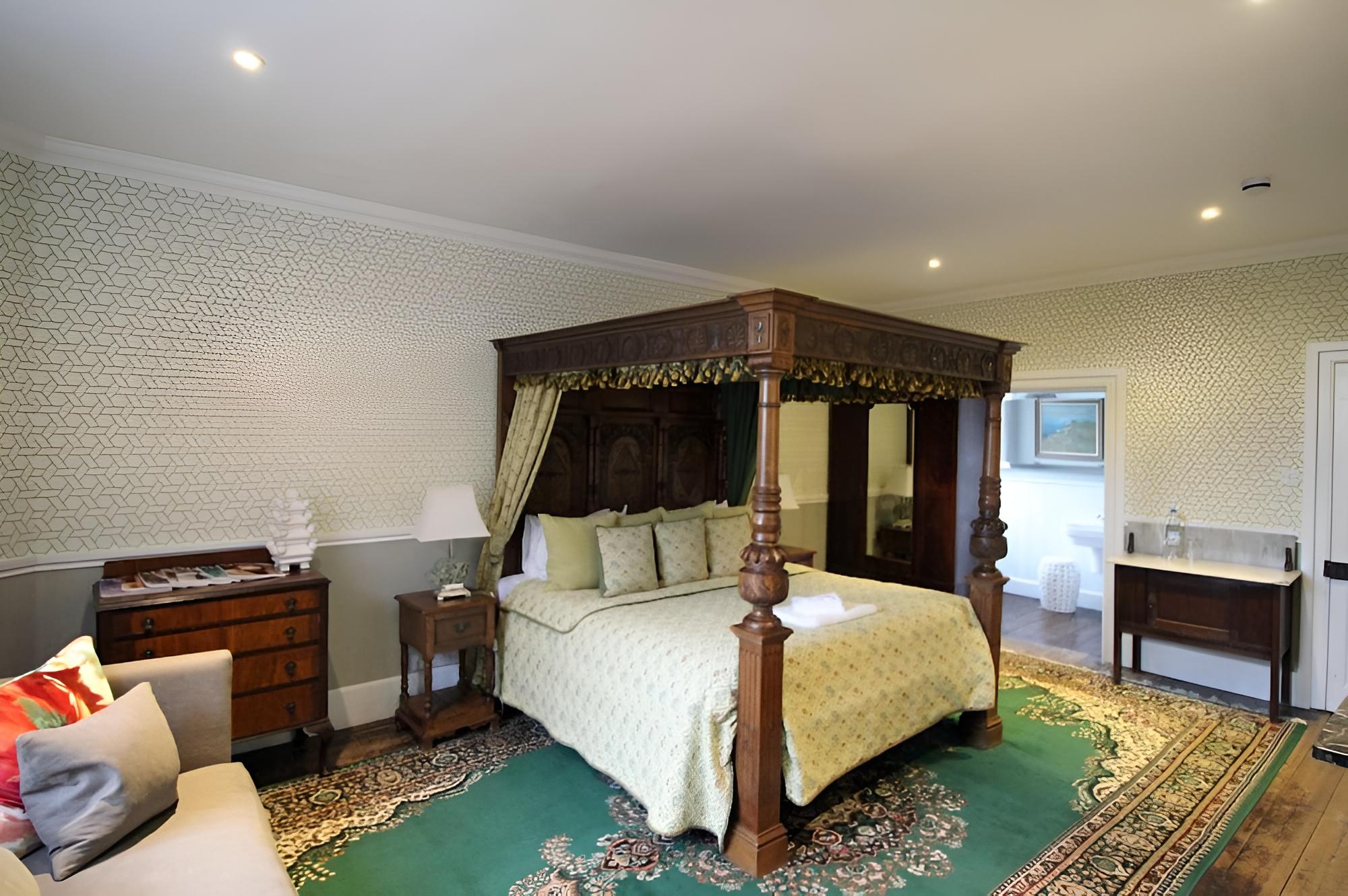 Double Room, Ensuite (Baron Suite)