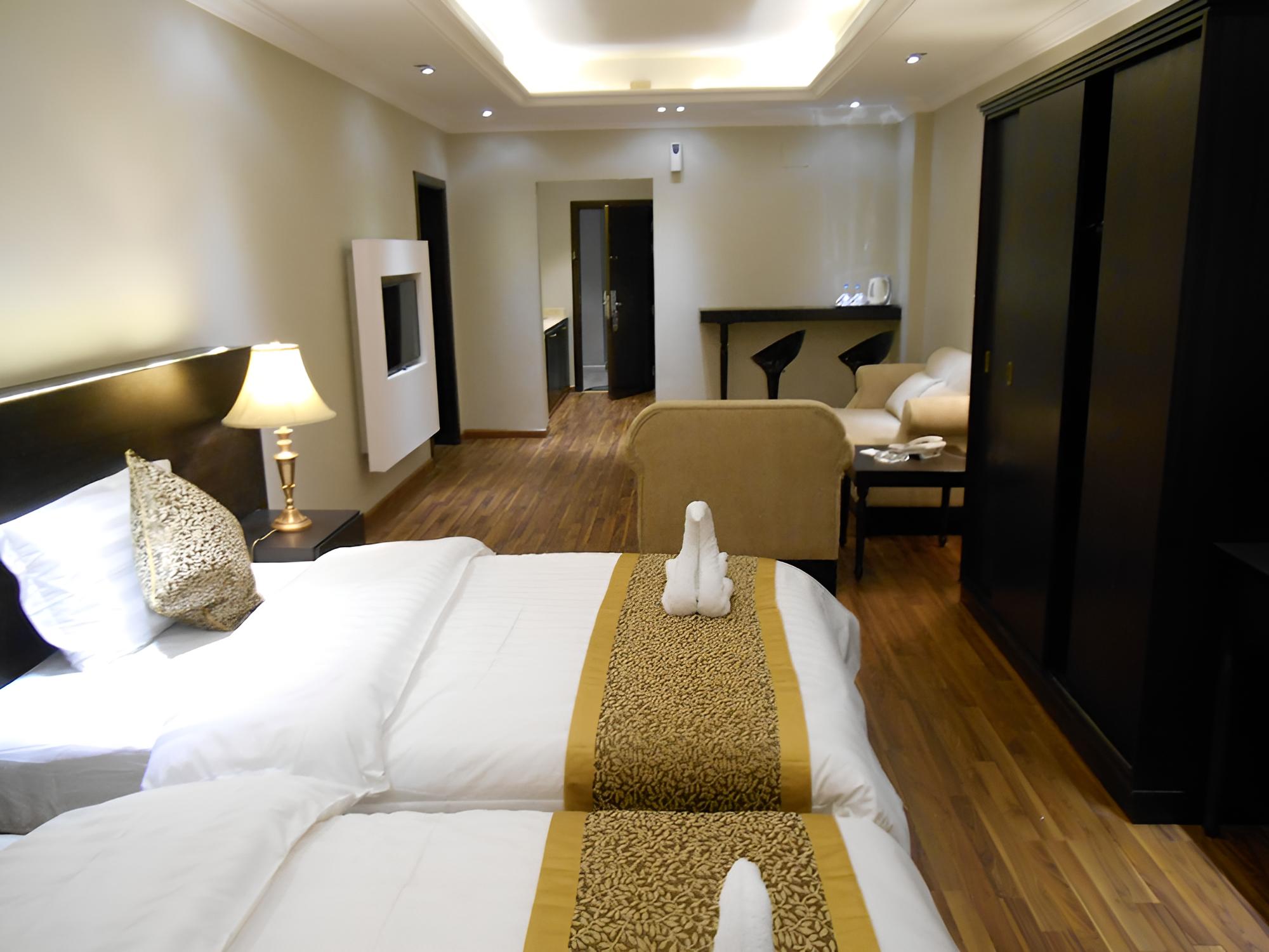 Junior Suite, 2 Twin Beds