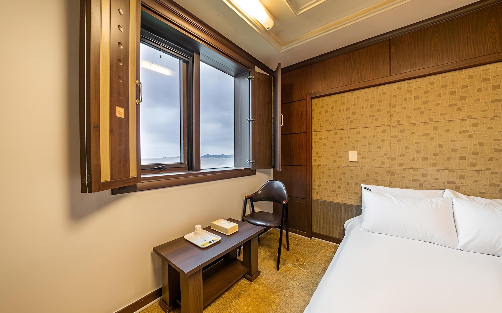 Room (Special Room) - Photo 6