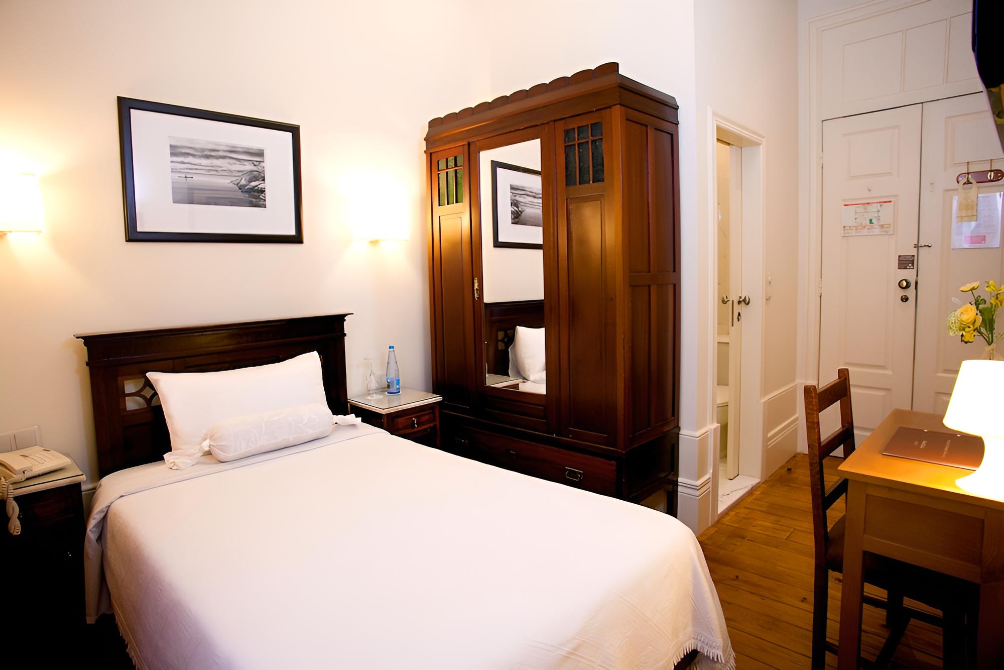 Basic Single Room