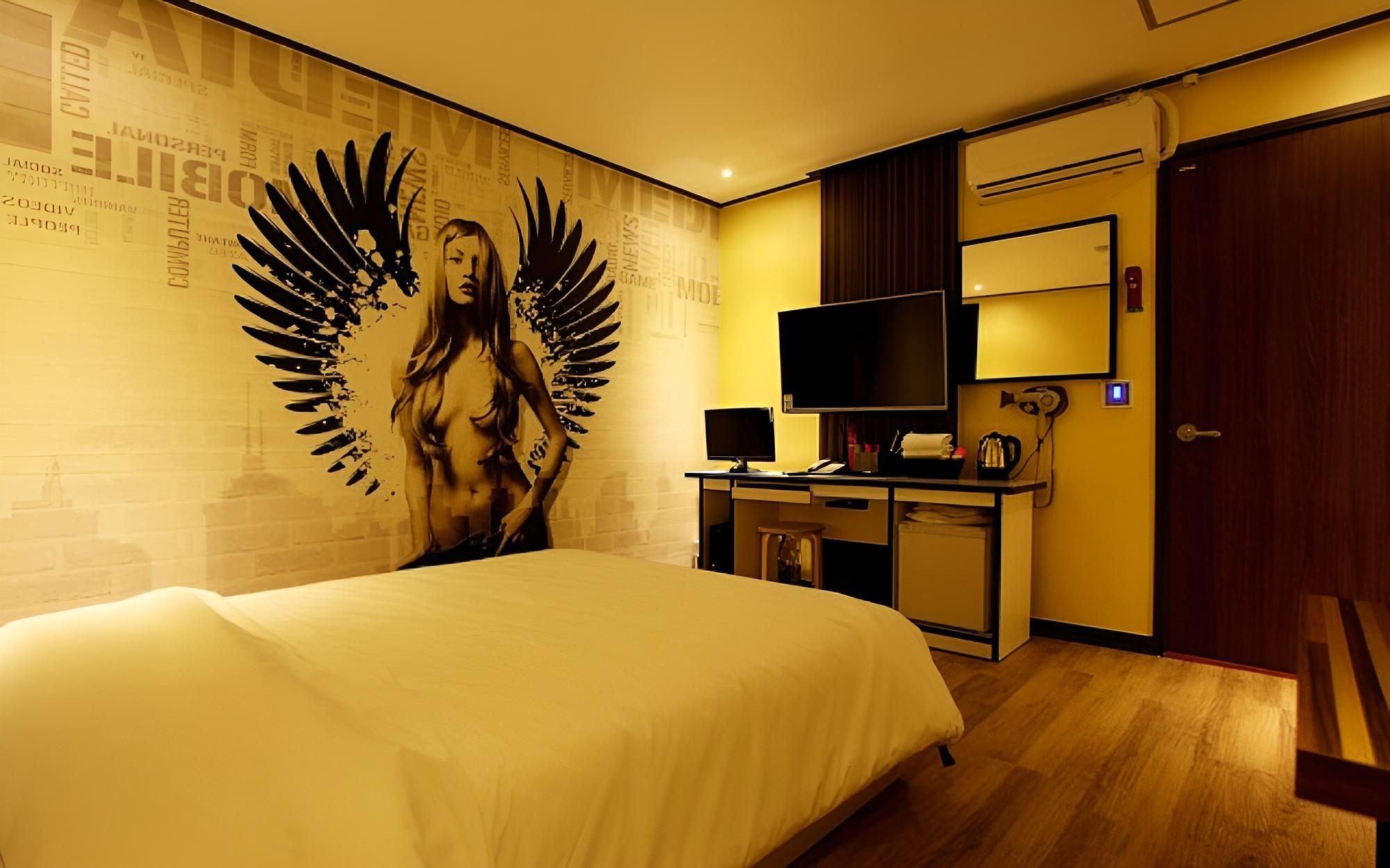Room (Standard Room)