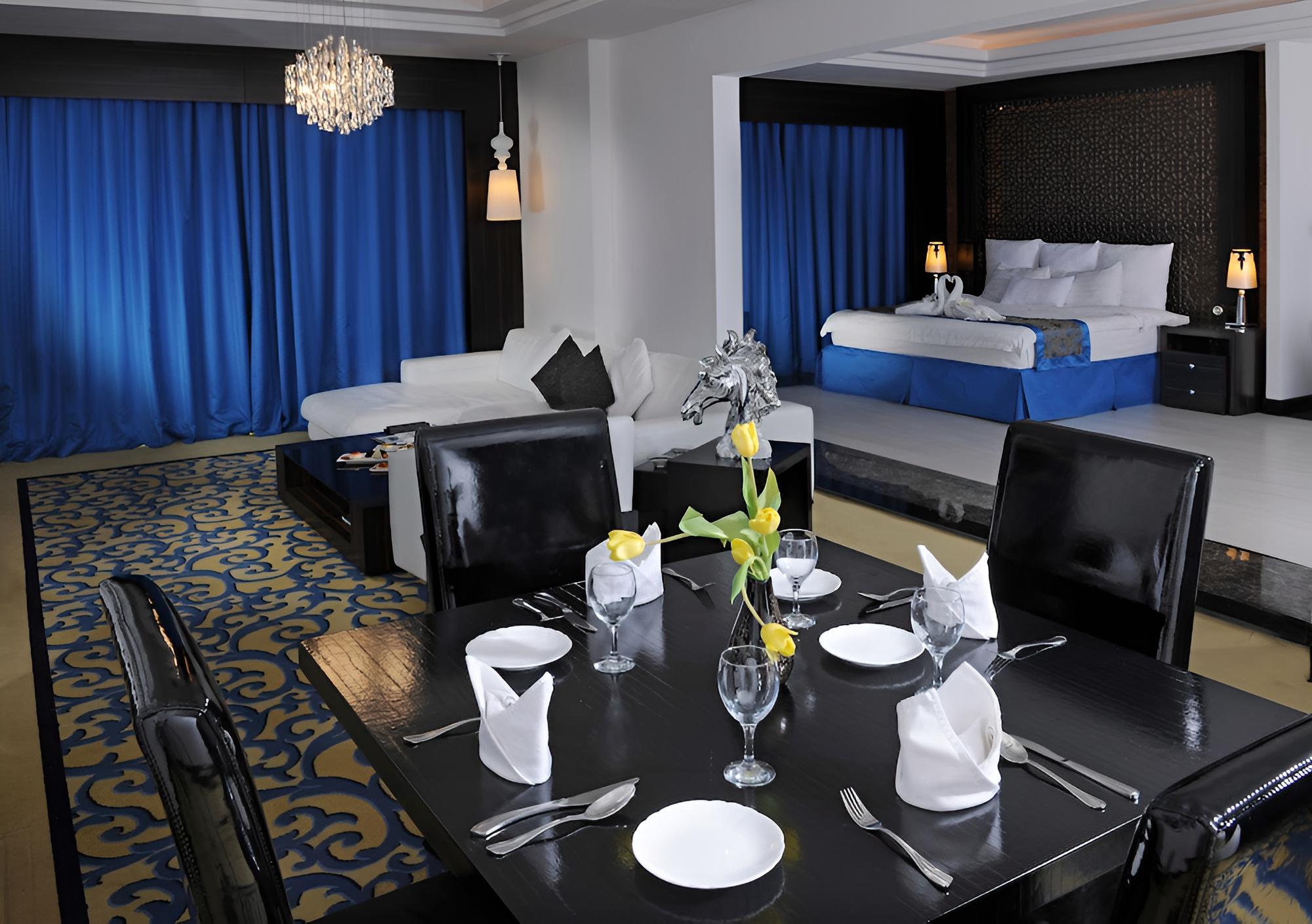 Royal Suite (Arabic Style)
