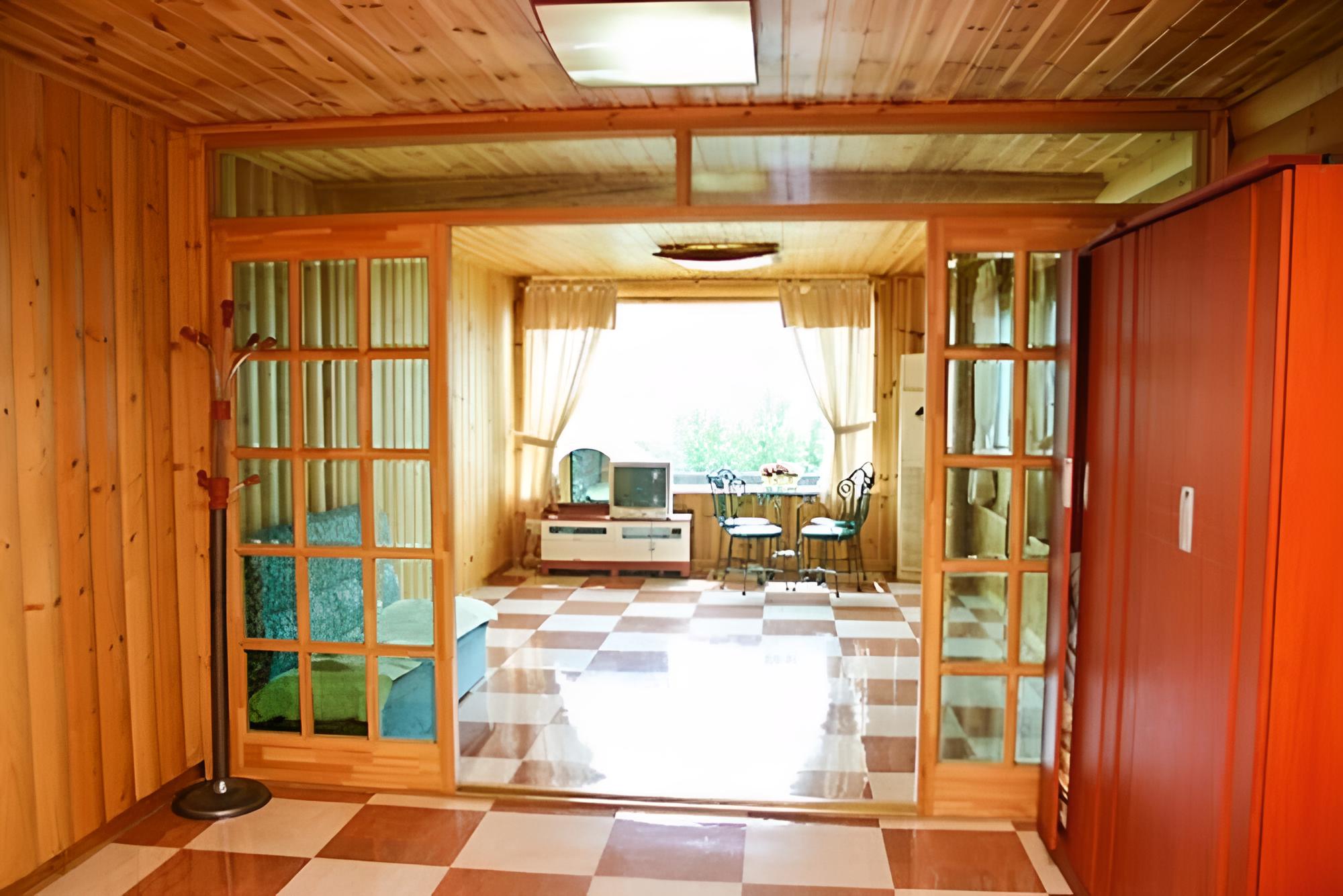 Room (Myeongdeok 2 (Ondol))