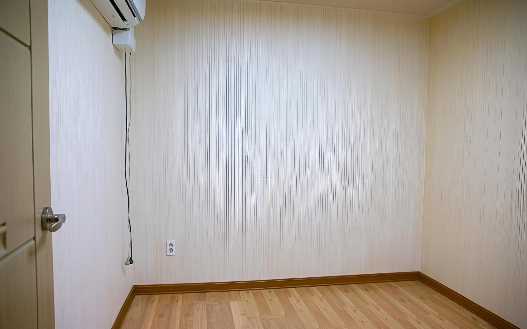 Room (46 m Two Room - Room 208) - Photo 2