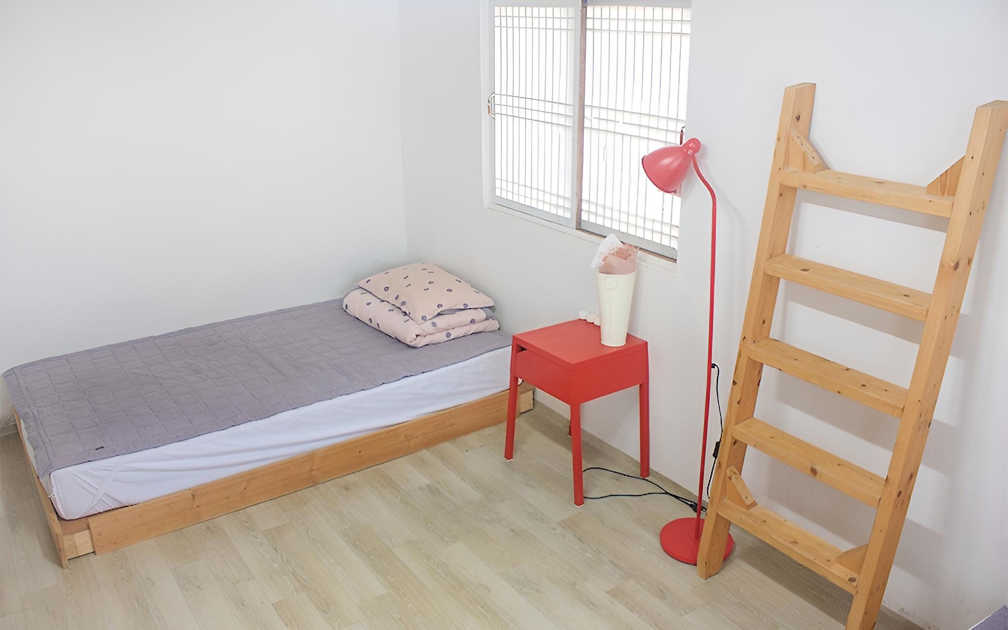 Room (Twin Room)