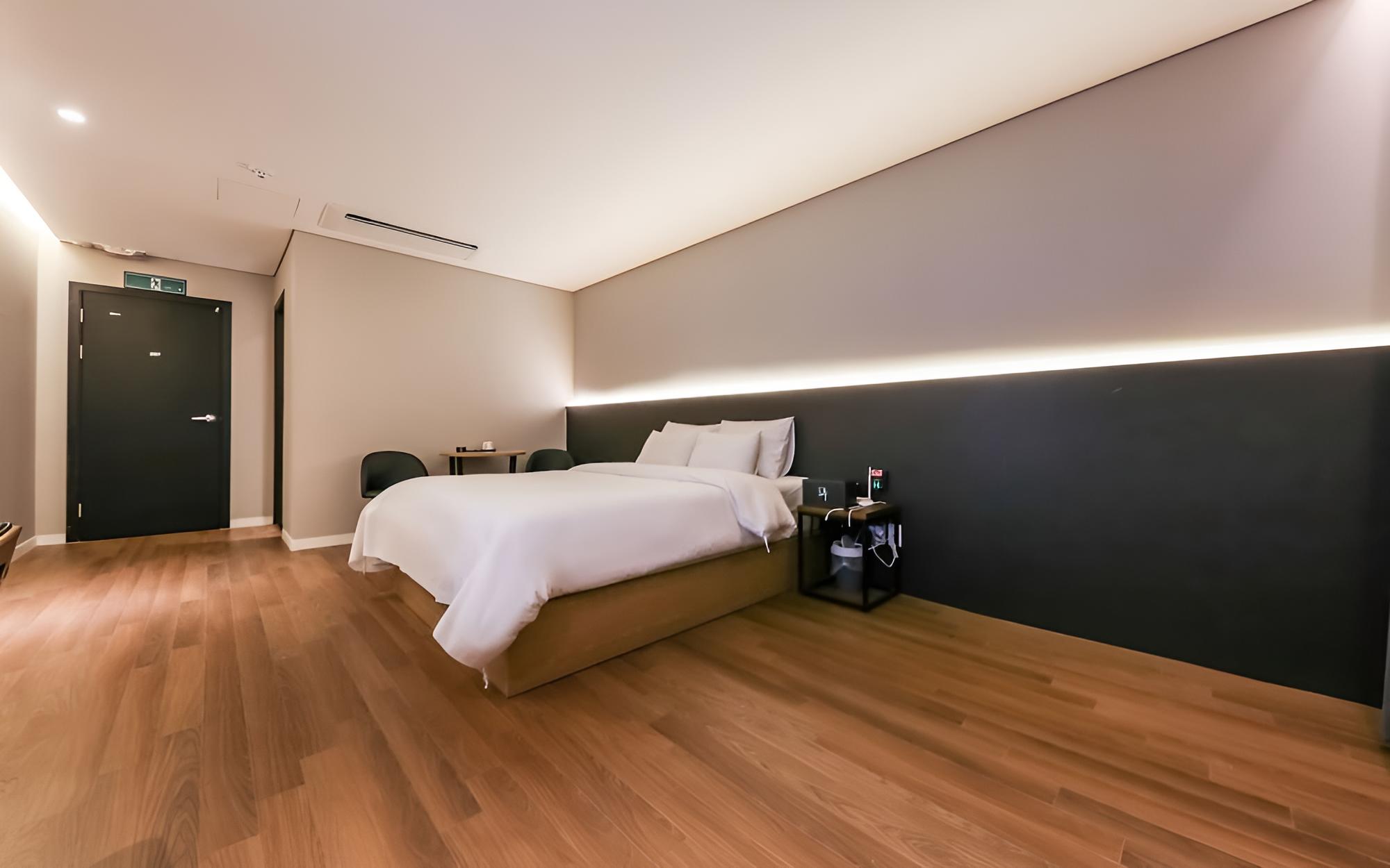 Room (Executive room C (Gaming Couple 2PC)) photo 2