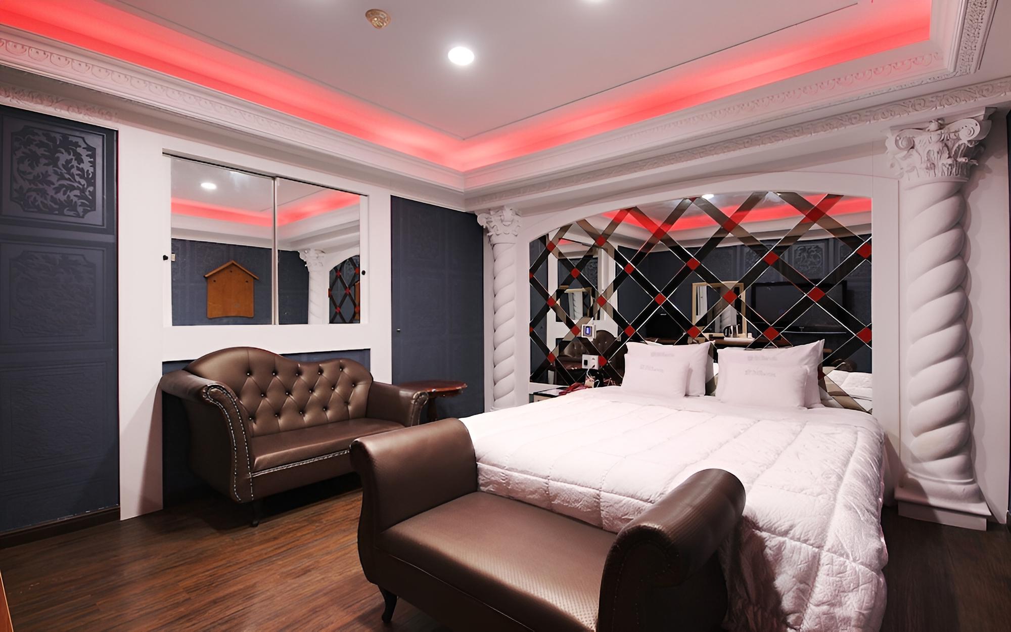 Room (Deluxe A)