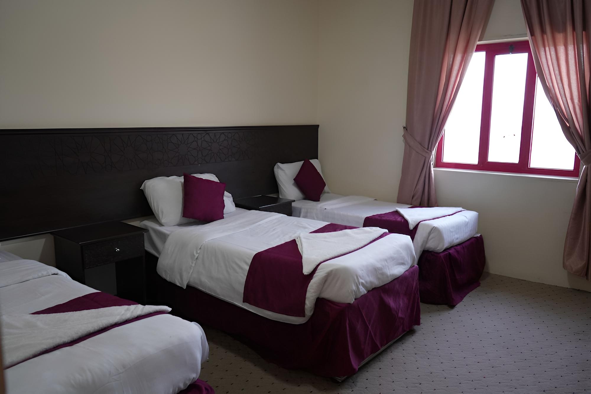 Economy Triple Room