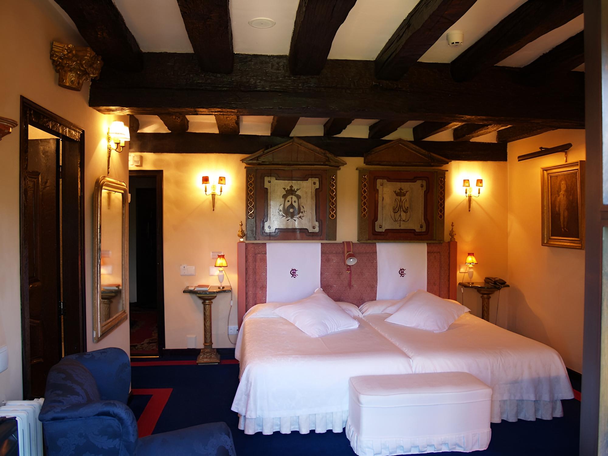 Luxury Double Room, 2 Double Beds, Bathtub, Garden View