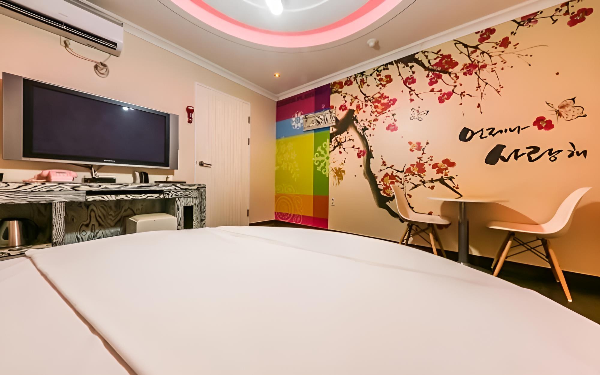 Room (Standard Room A)