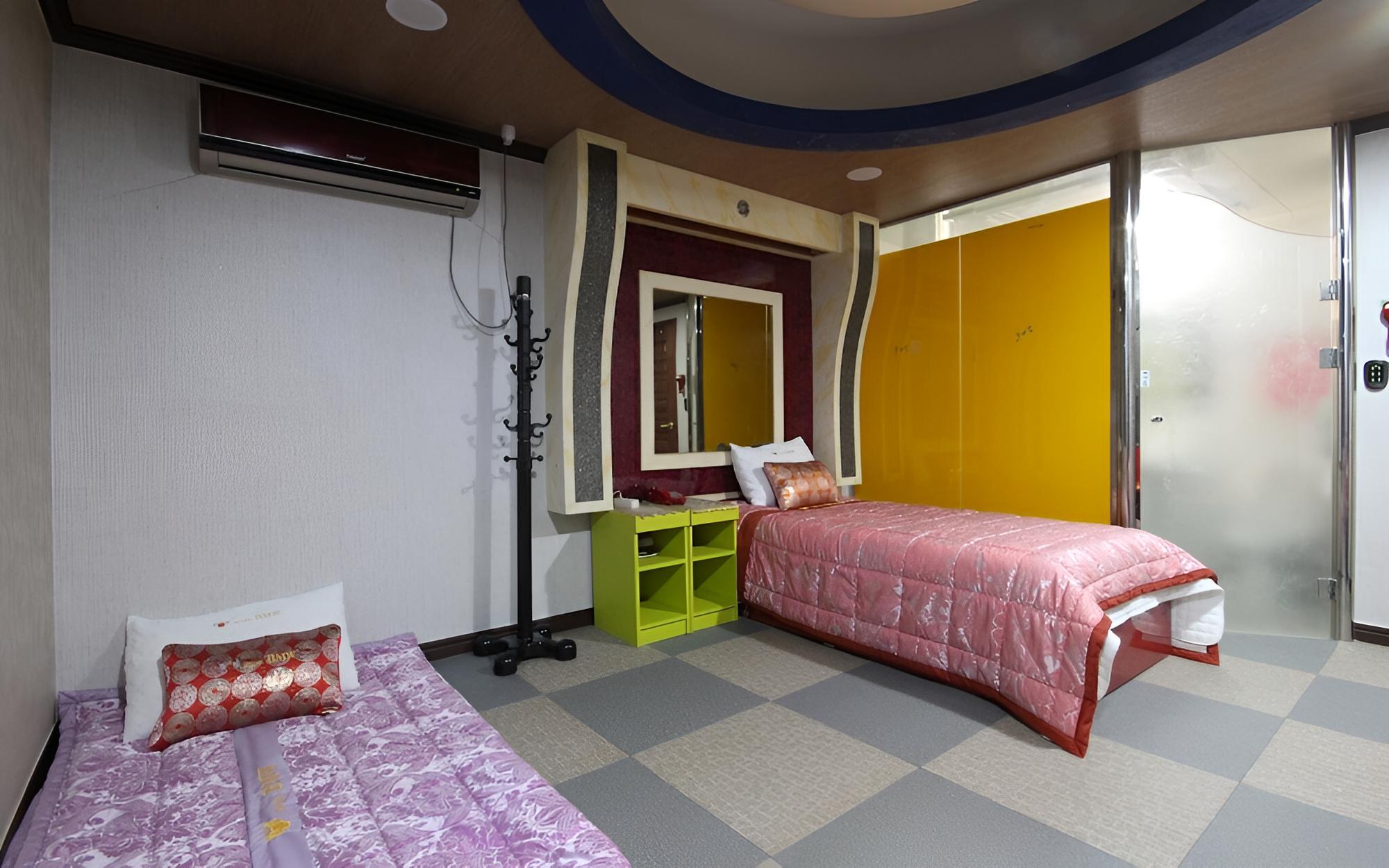 Room (Korean Room (Ondol))