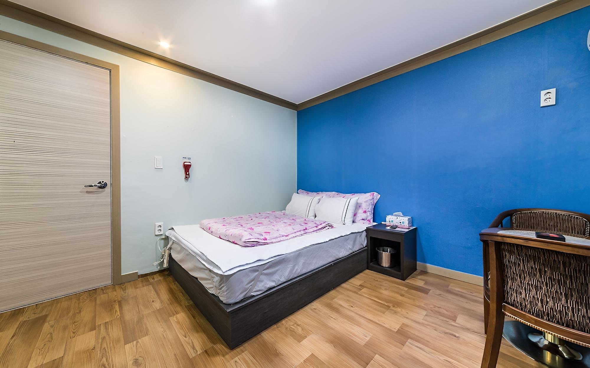 Room (General room)