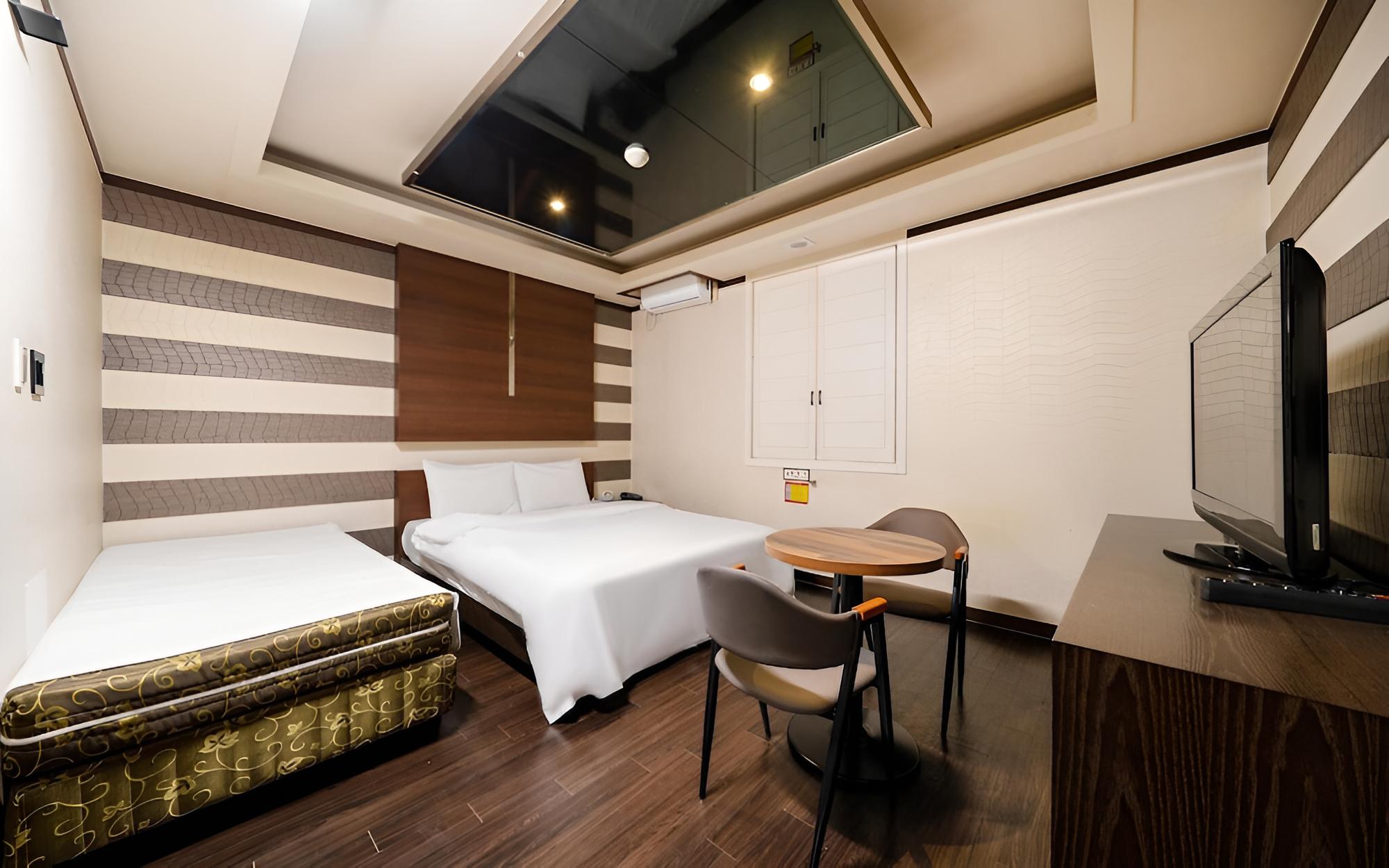 Room (Standard Room) photo 3