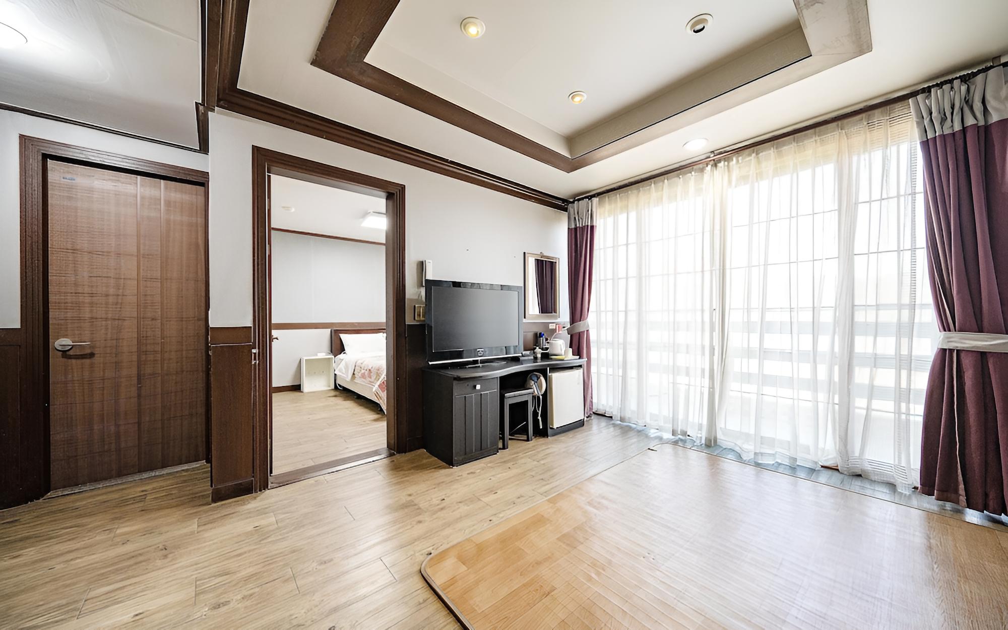 Room (Standard C (double room))