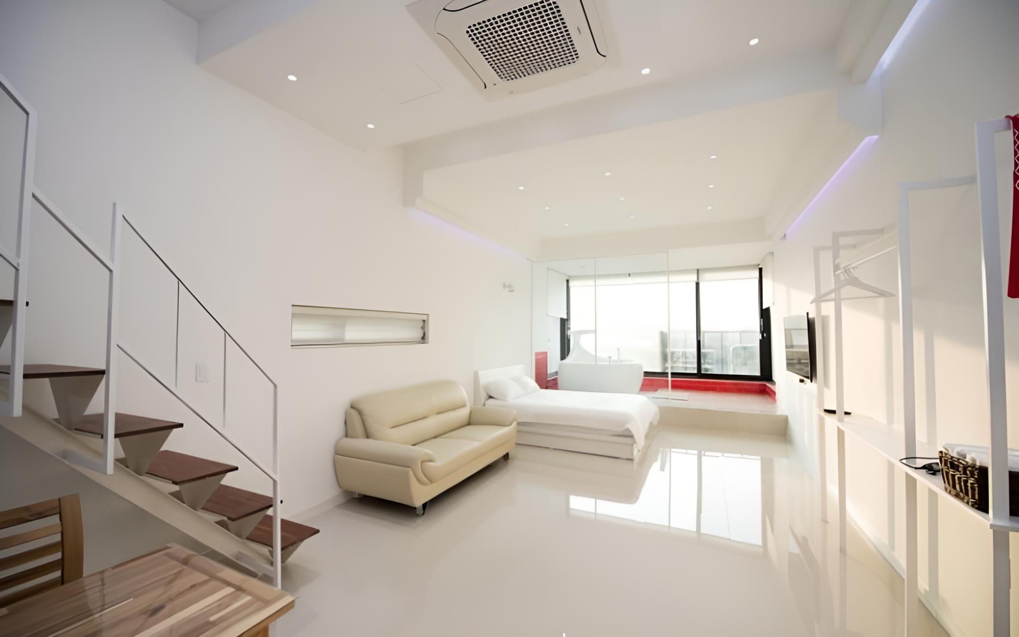 Room (POOLVILLA 101)