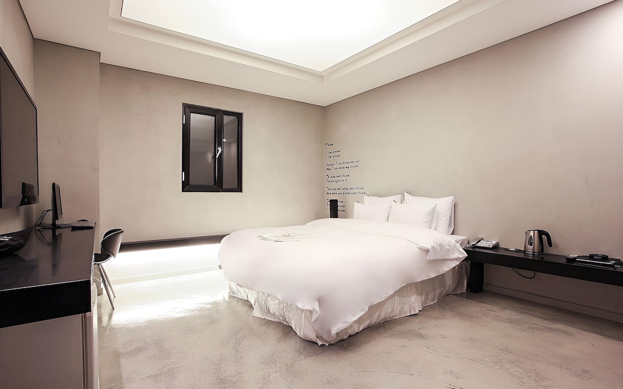 Room (Semi-special room (Non-smoking Room P)