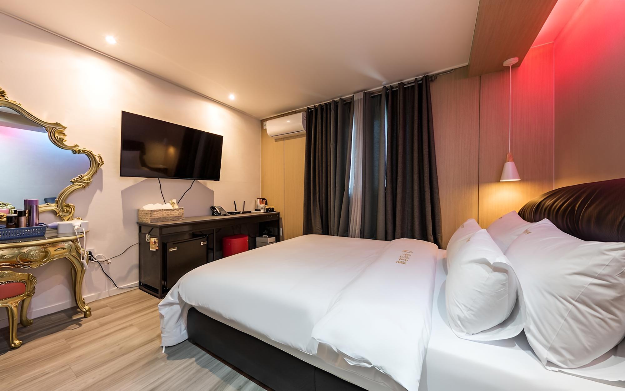 Room (Standard room) - Photo 4