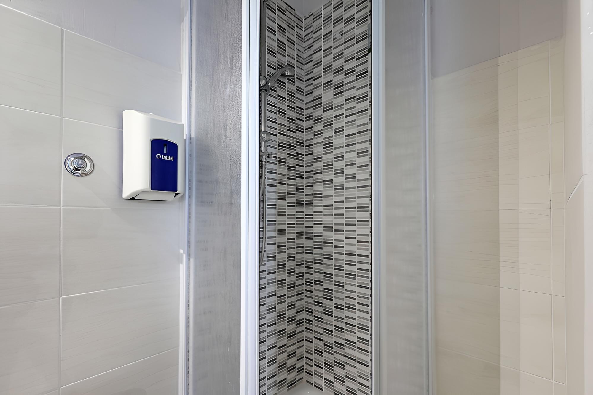 Double Room, 1 Queen Bed, Ensuite