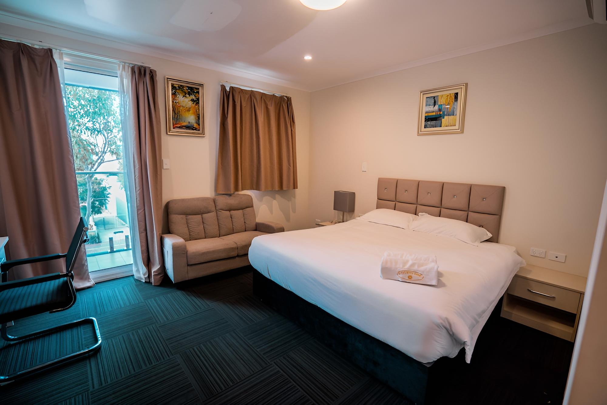 Deluxe Suite