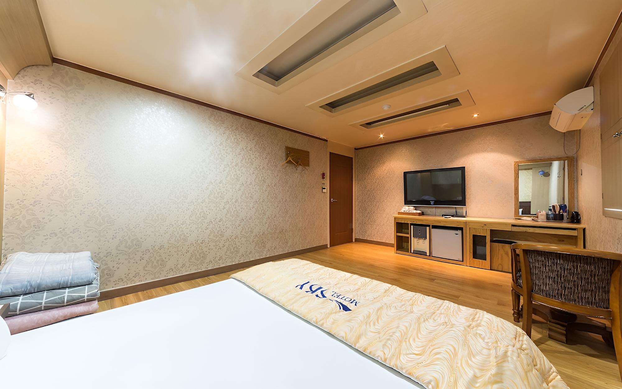 Room (Standard Room) photo 3