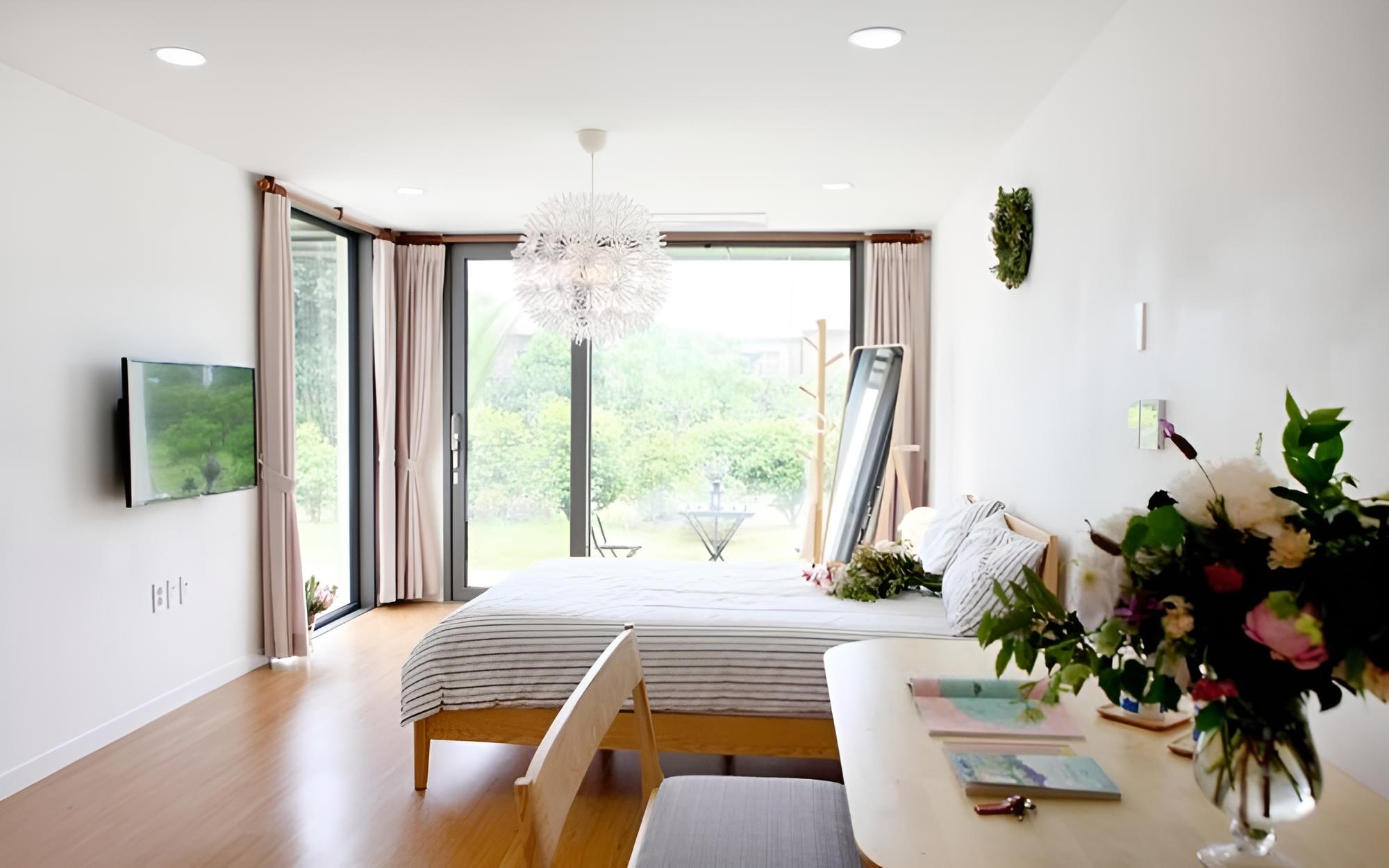 Room (Zanzan1)