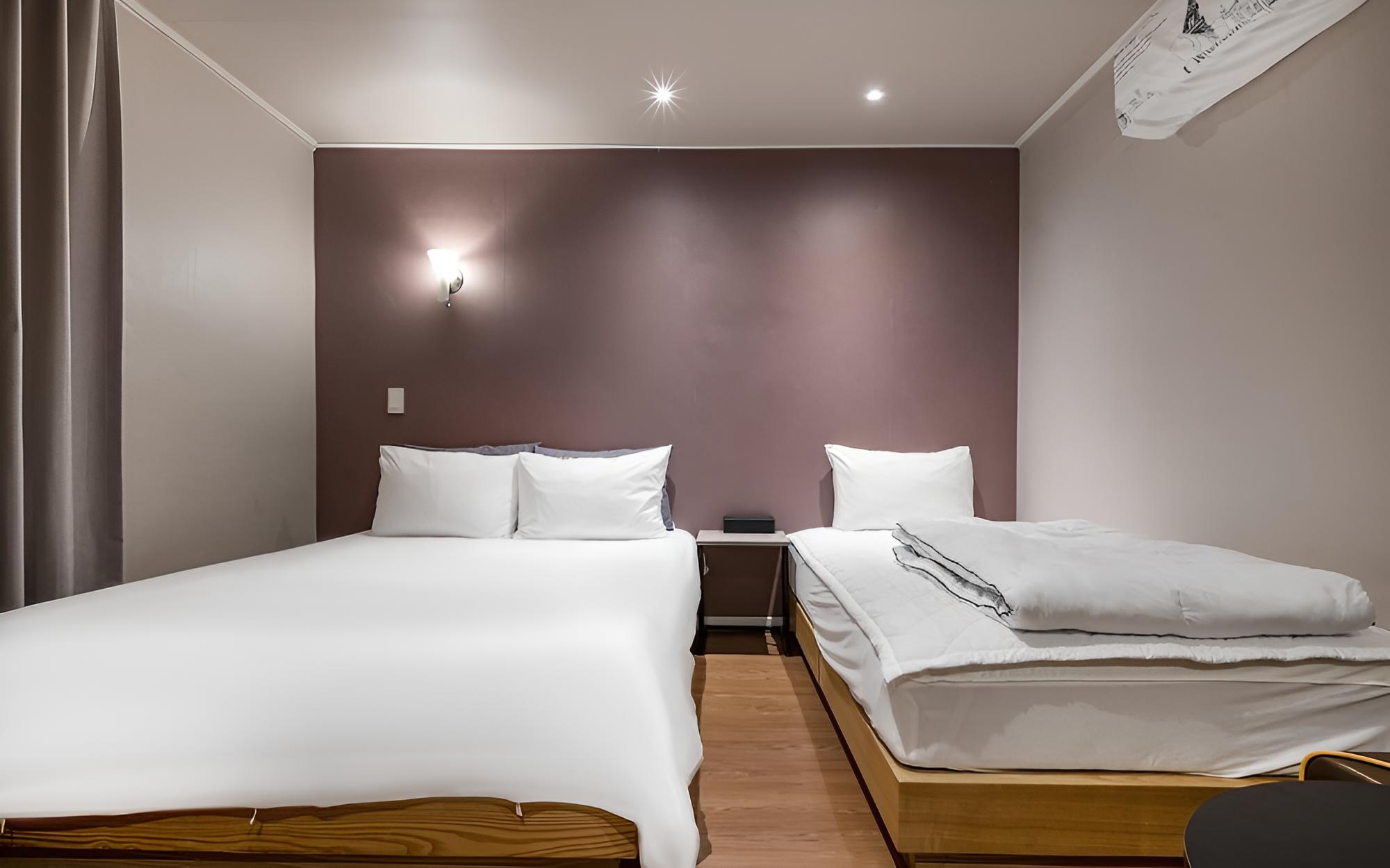 Room (Special (Twin Room Netflix Available)) photo 2
