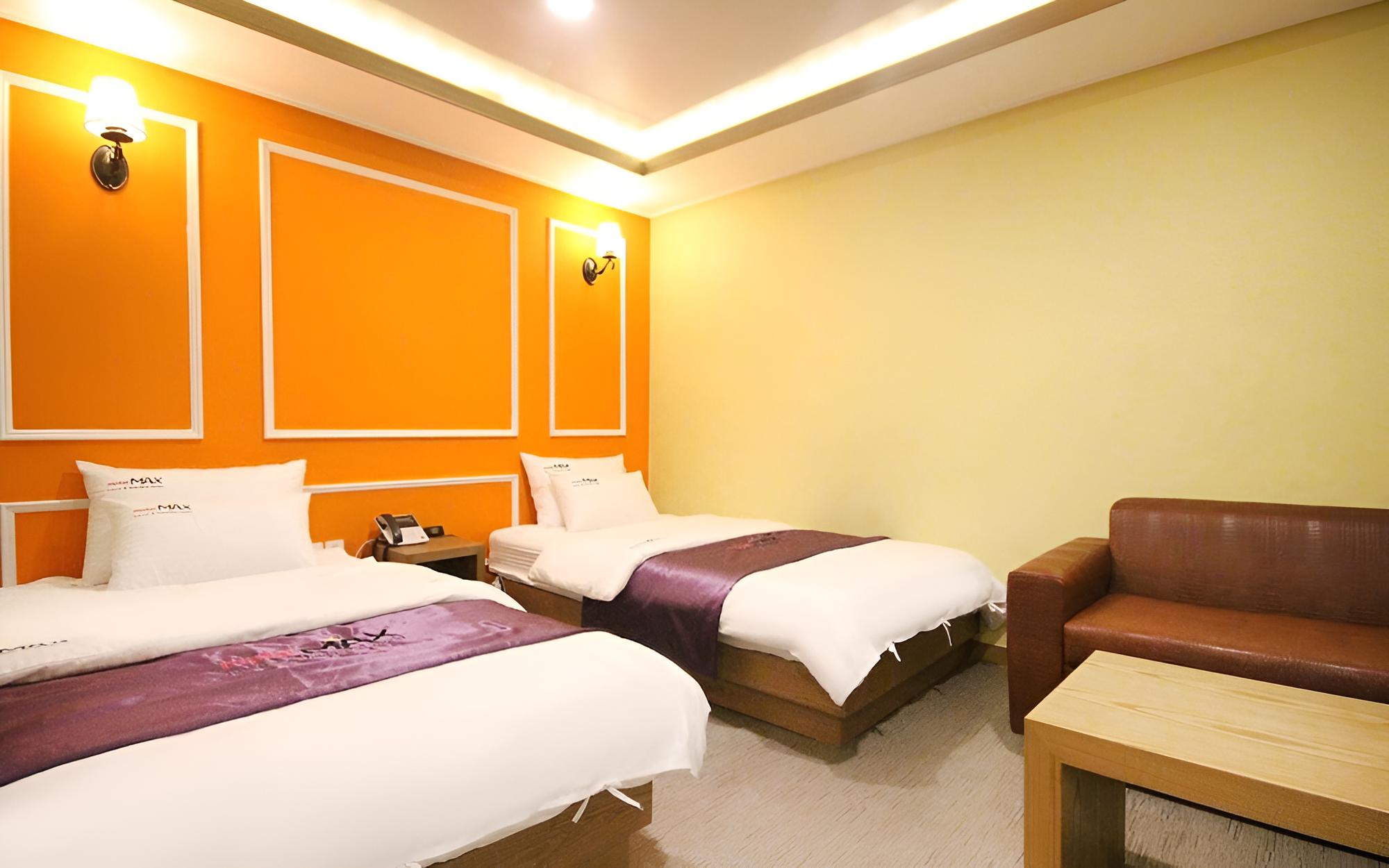 Room (TWIN (100% sterilization/cooling air )