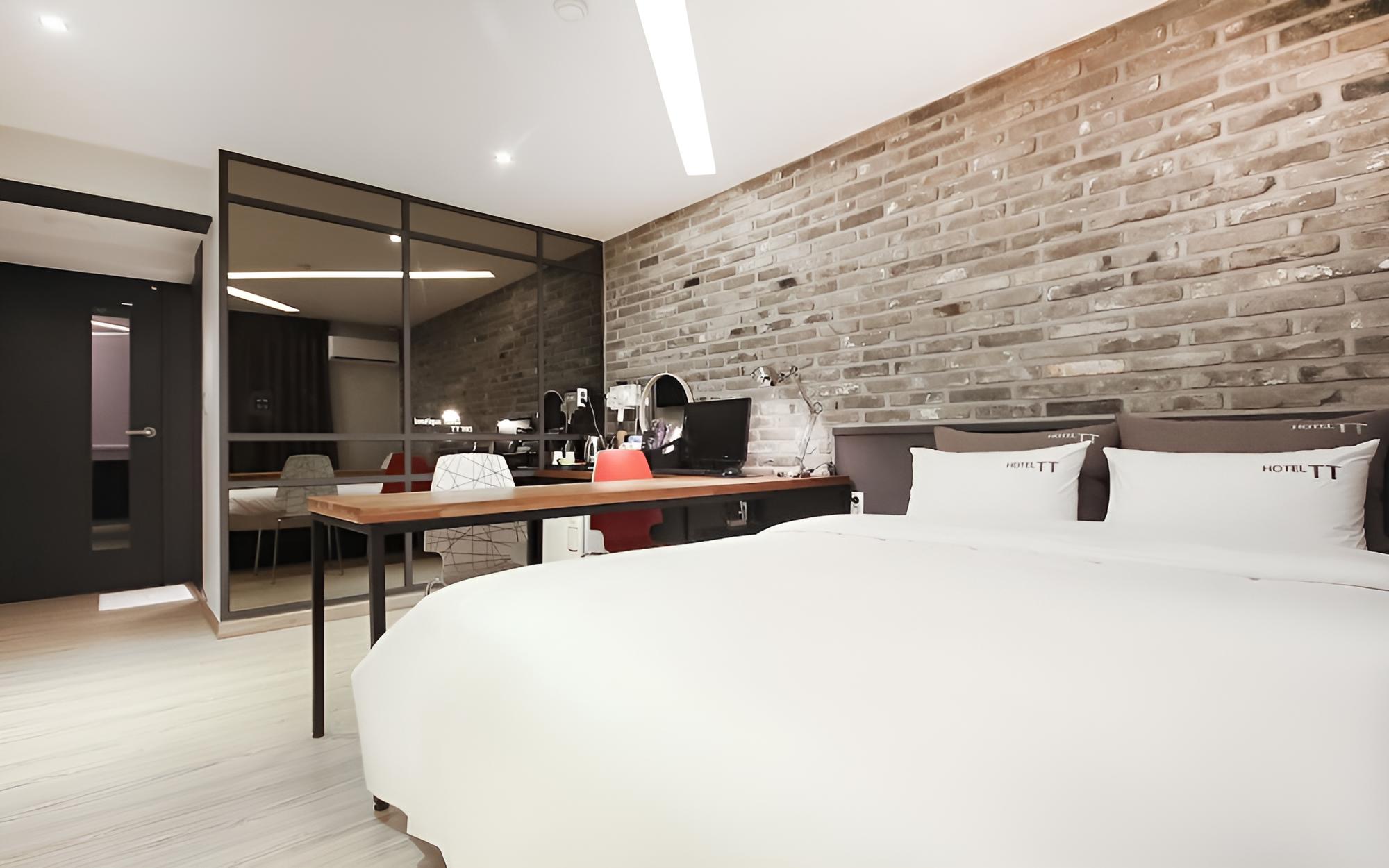 Room (Special Room - Terrace (*Netflix view) - Photo 6