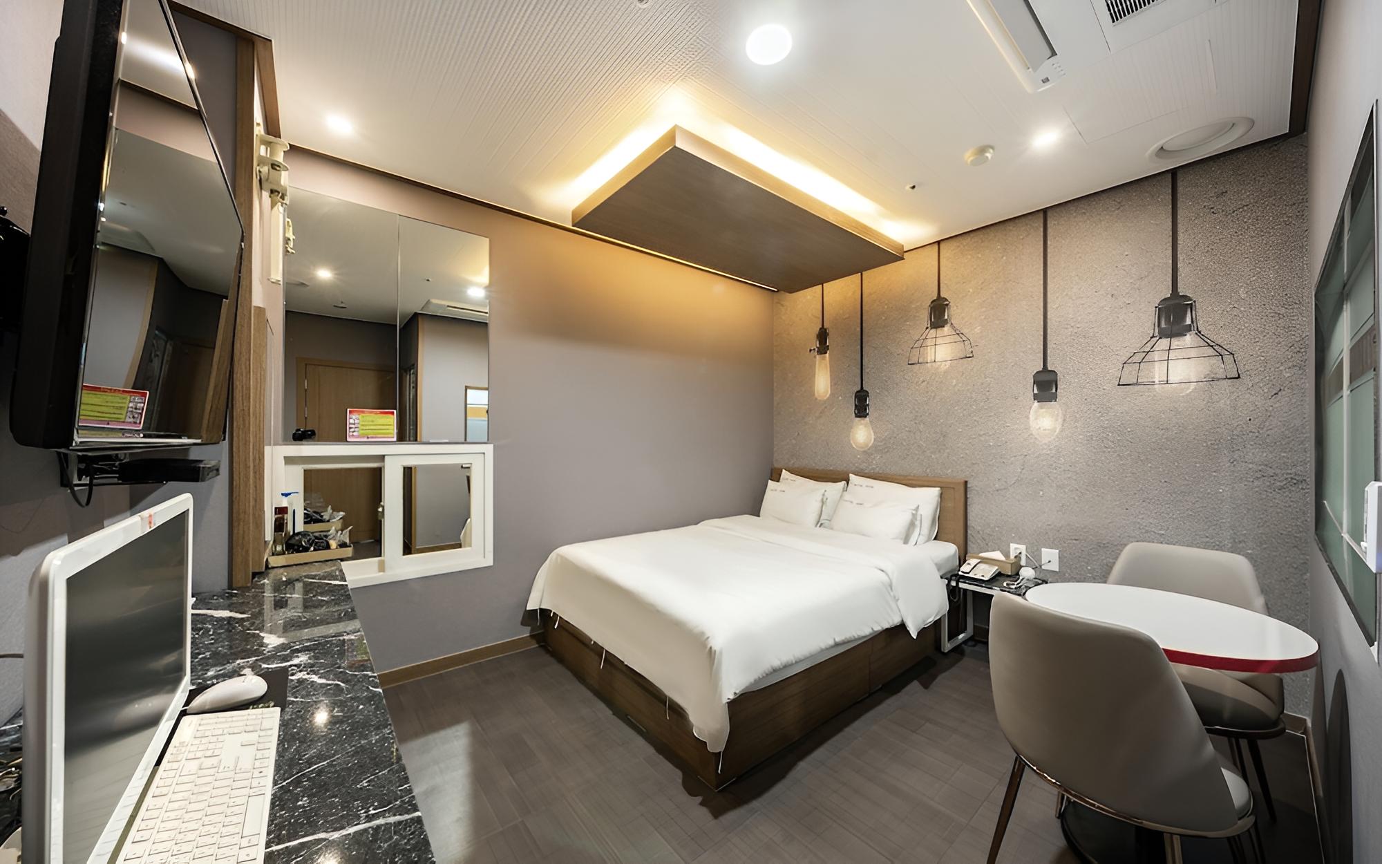 Room (Standard Room) photo 1