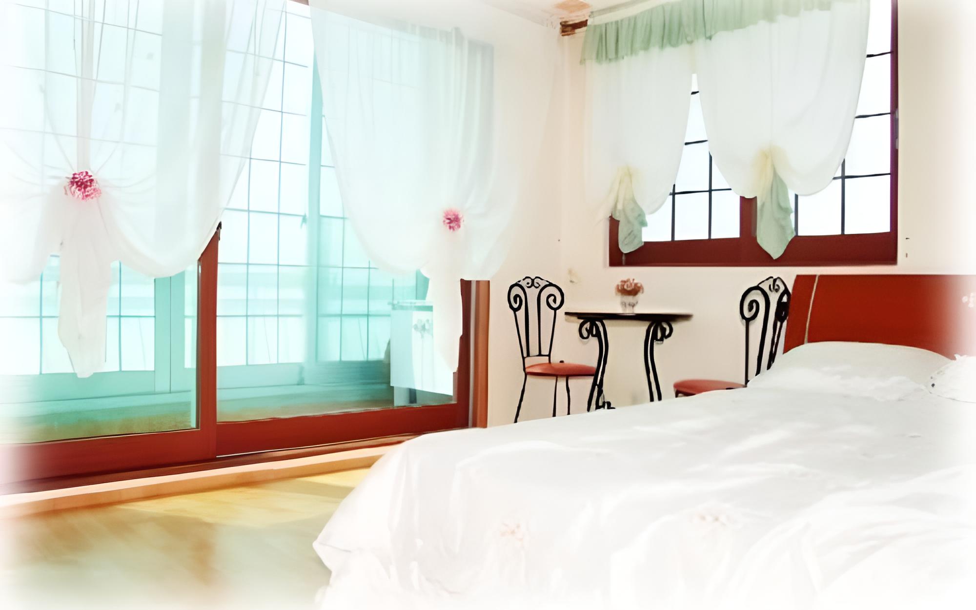 Room (Sea 5)