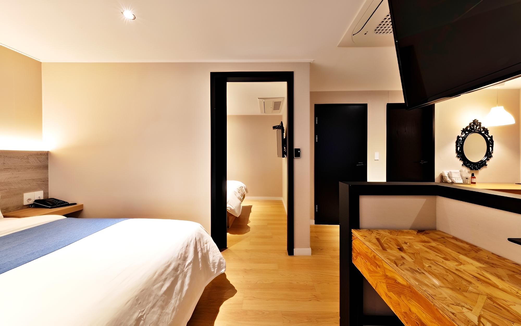 Room (Premium Twin) photo 3