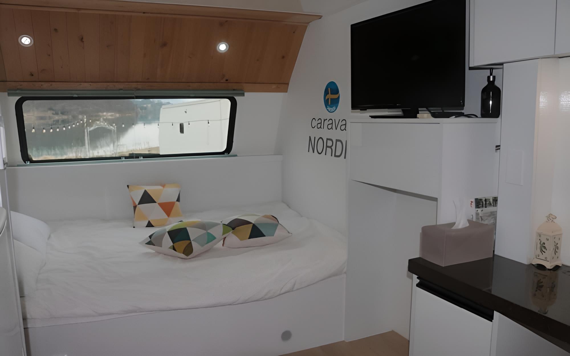 Room (Sweden (bunk bed) (caravan))