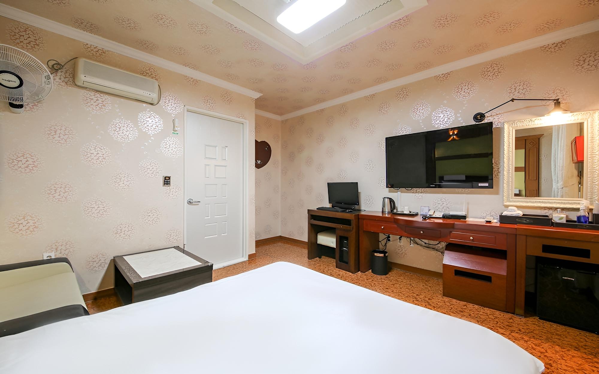 Room (Standard Room) photo 1