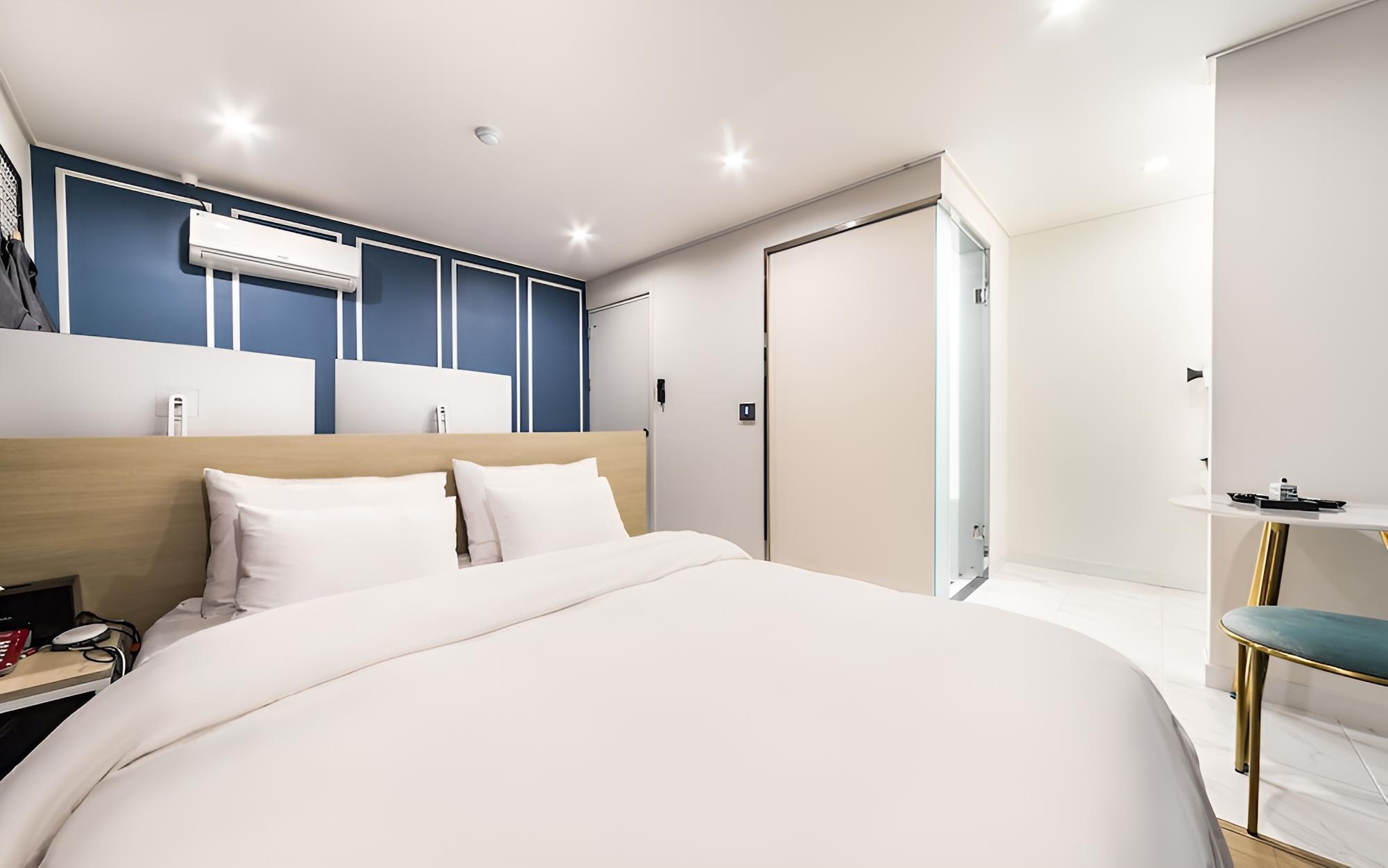 Room (Special Room (Couple PC))