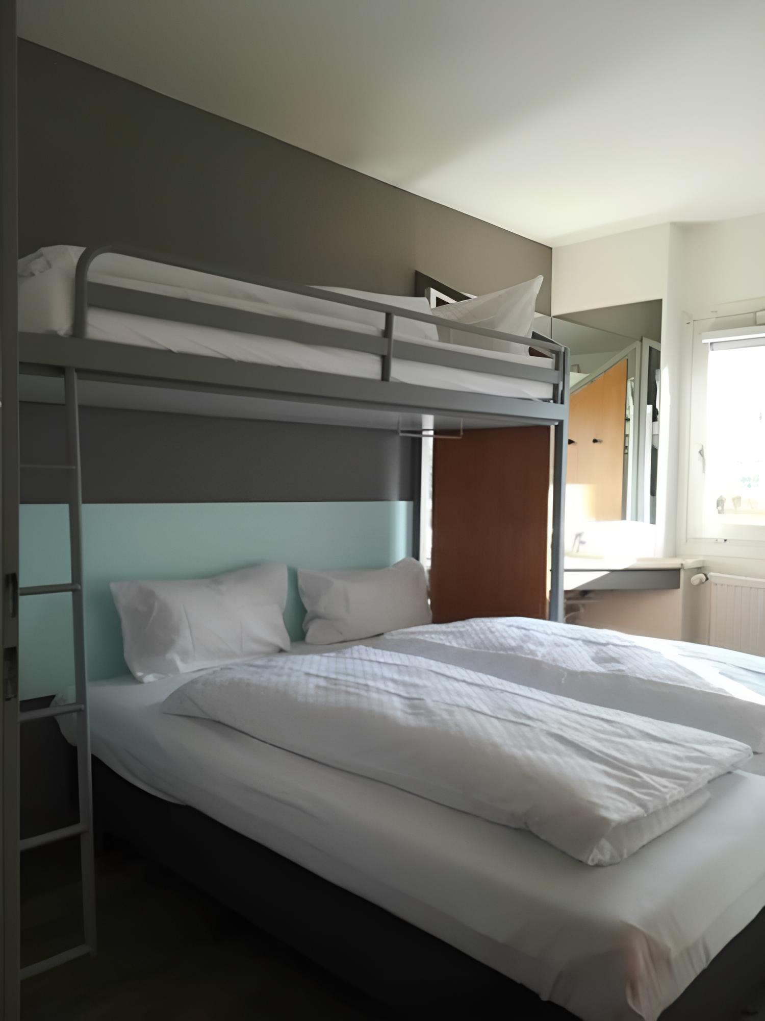 Economy Triple Room, Shared Bathroom