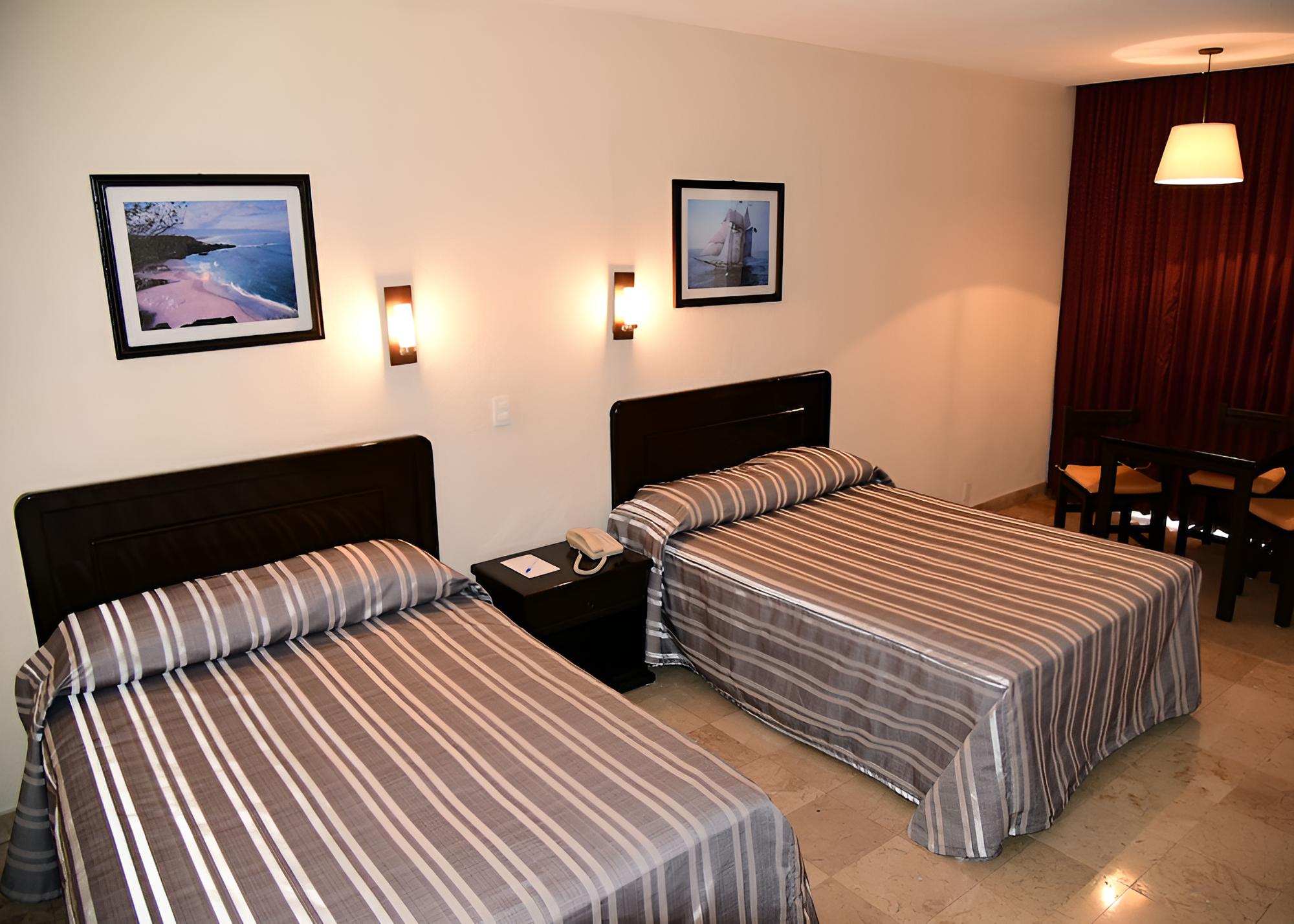 Standard Room with Balcony - Photo 2