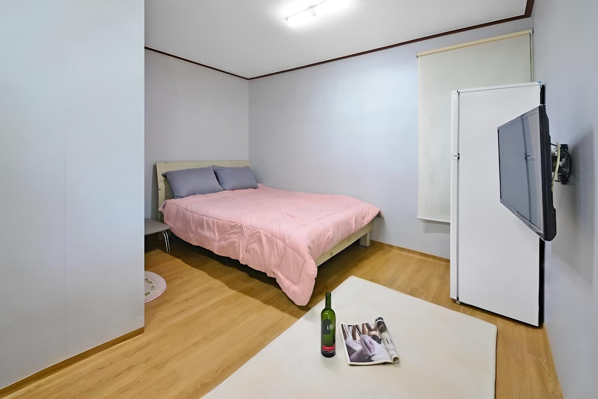 Basic Room, 1 Bedroom (Jogae)