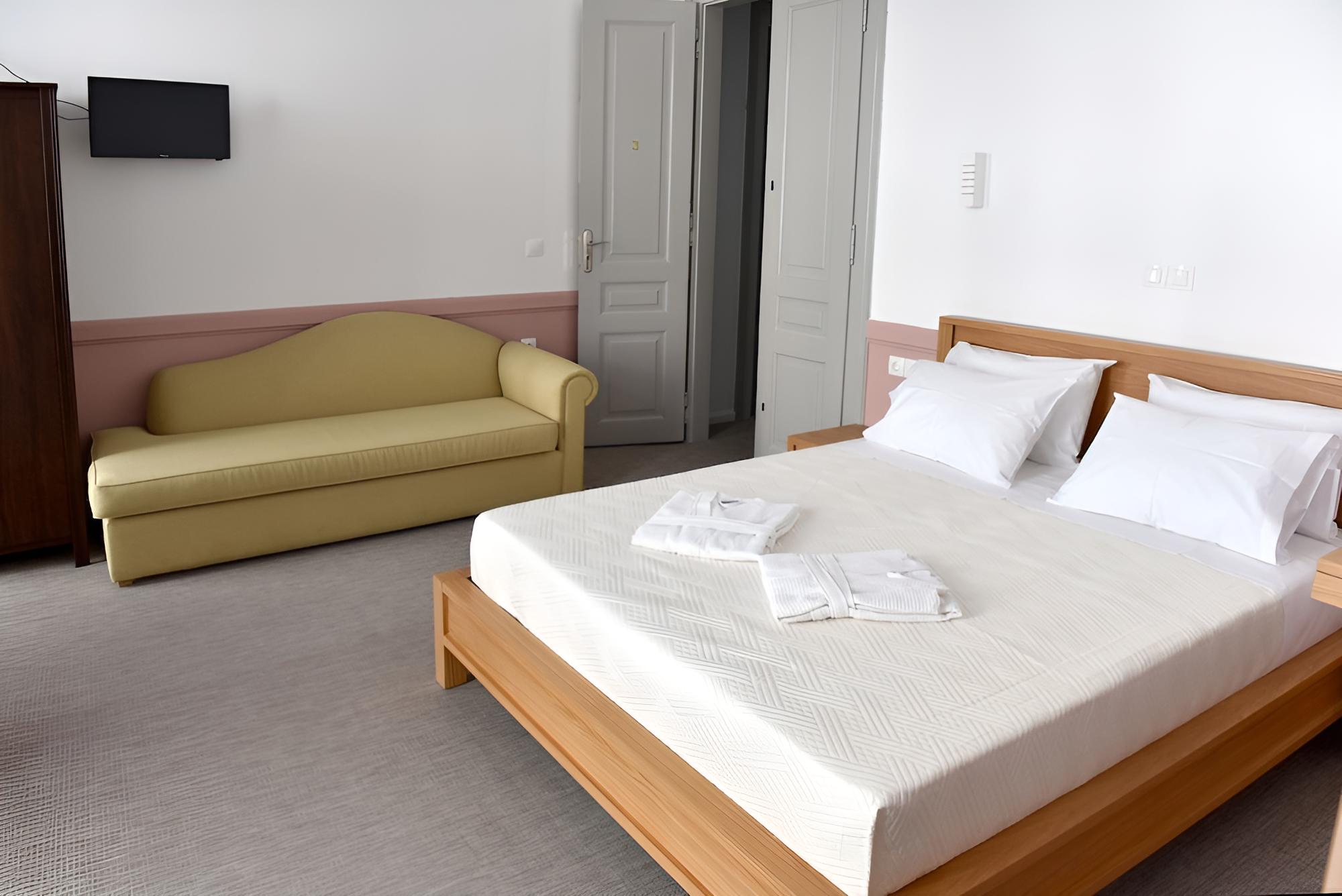 Deluxe Double Room, Balcony photo 3